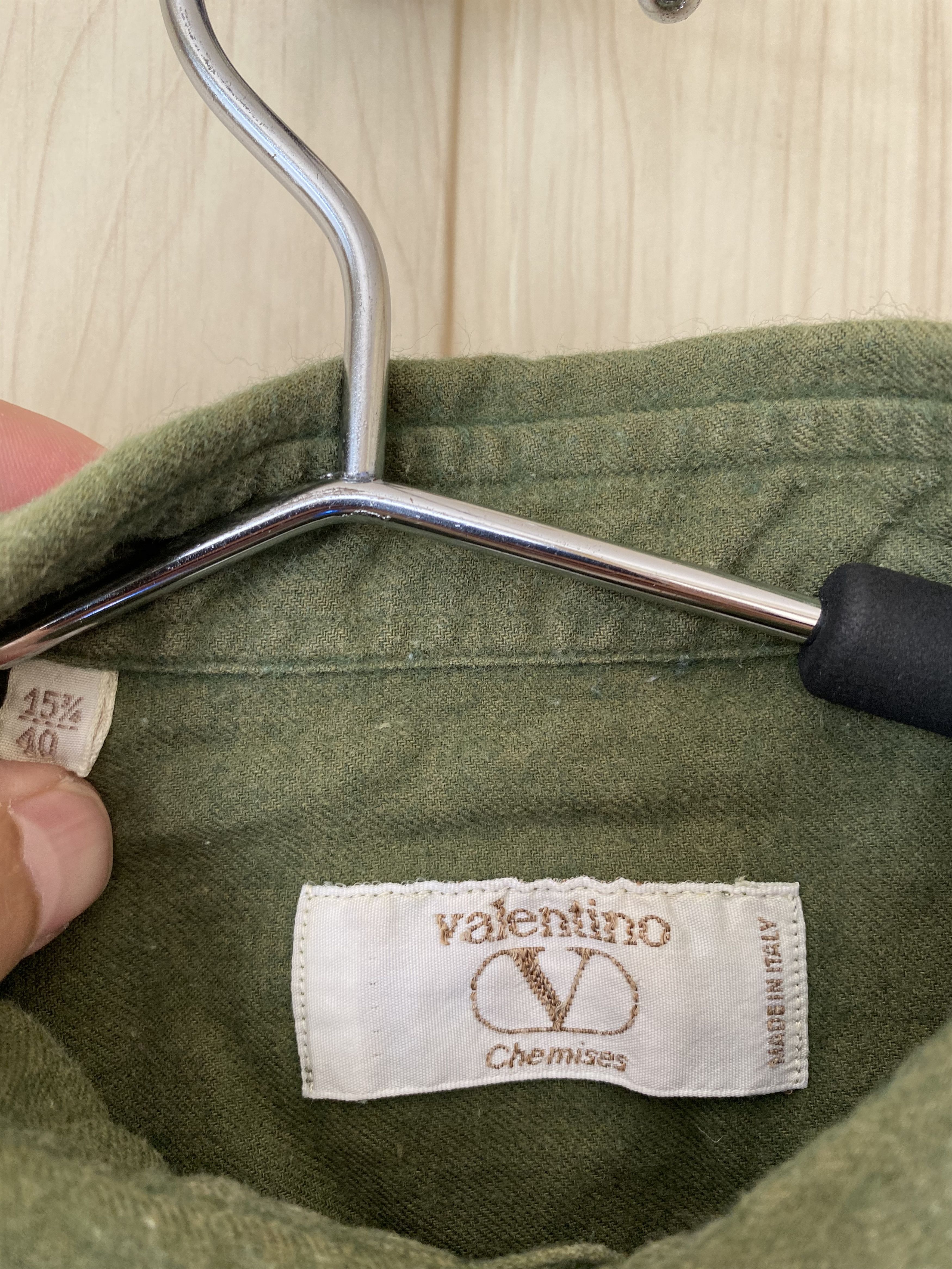 Valentino Vintage 90s Valentino wool shirt Size US L / EU 52-54 / 3 - 3 Thumbnail