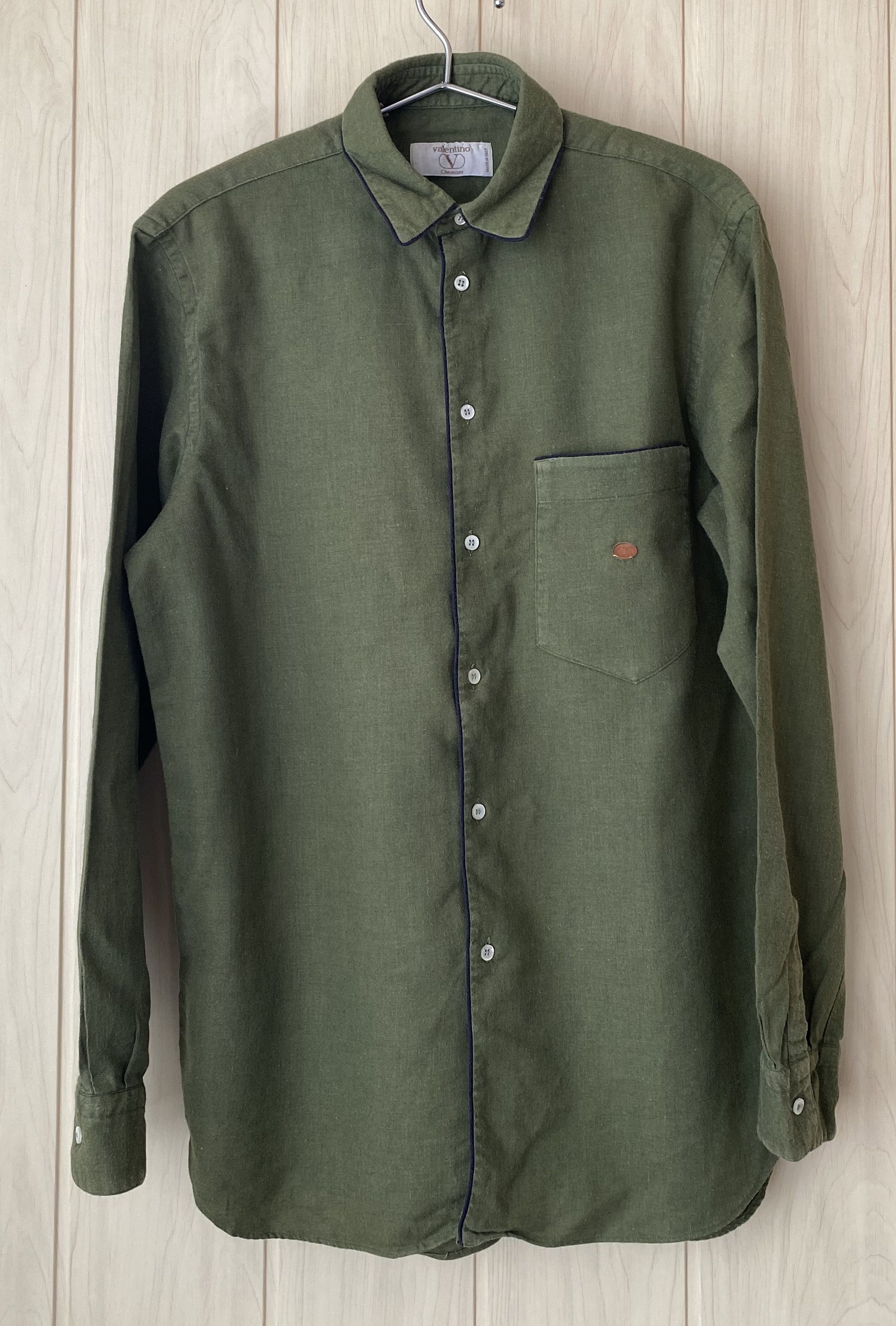 Valentino Vintage 90s Valentino wool shirt Size US L / EU 52-54 / 3 - 1 Thumbnail
