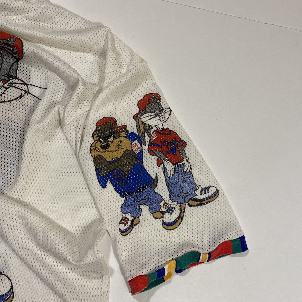 Vintage × Warner Bros Vintage Looney Tunes Hooded Jersey Size US XXL / EU 58 / 5 - 6 Thumbnail