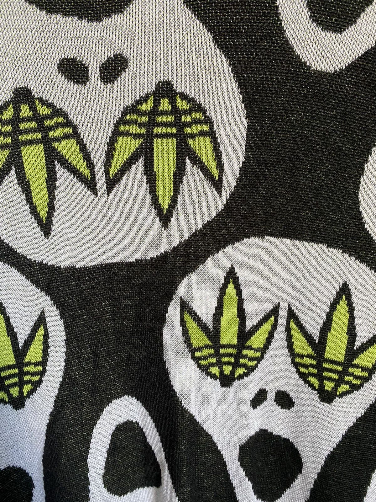 Adidas Jeremy Scott Skull Sweater store Rare XS