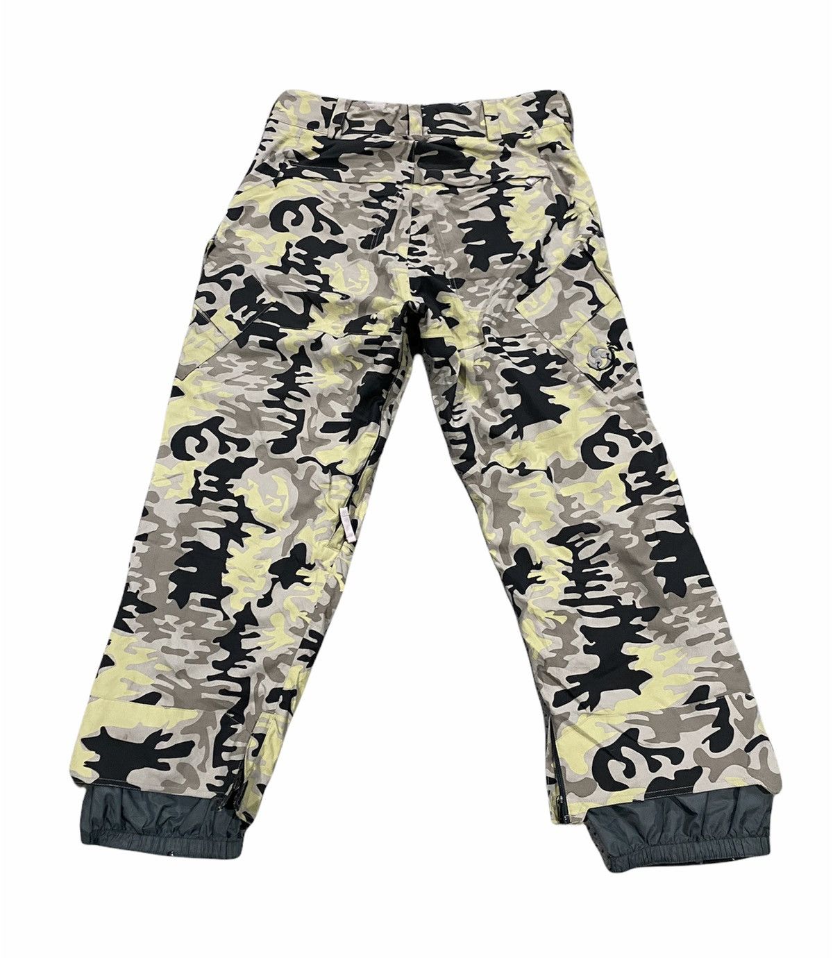 Burton BURTON SNOWBOARDS RONIN CAMOUFLAGED DESIGN Size US 36 / EU 52 - 2 Thumbnail
