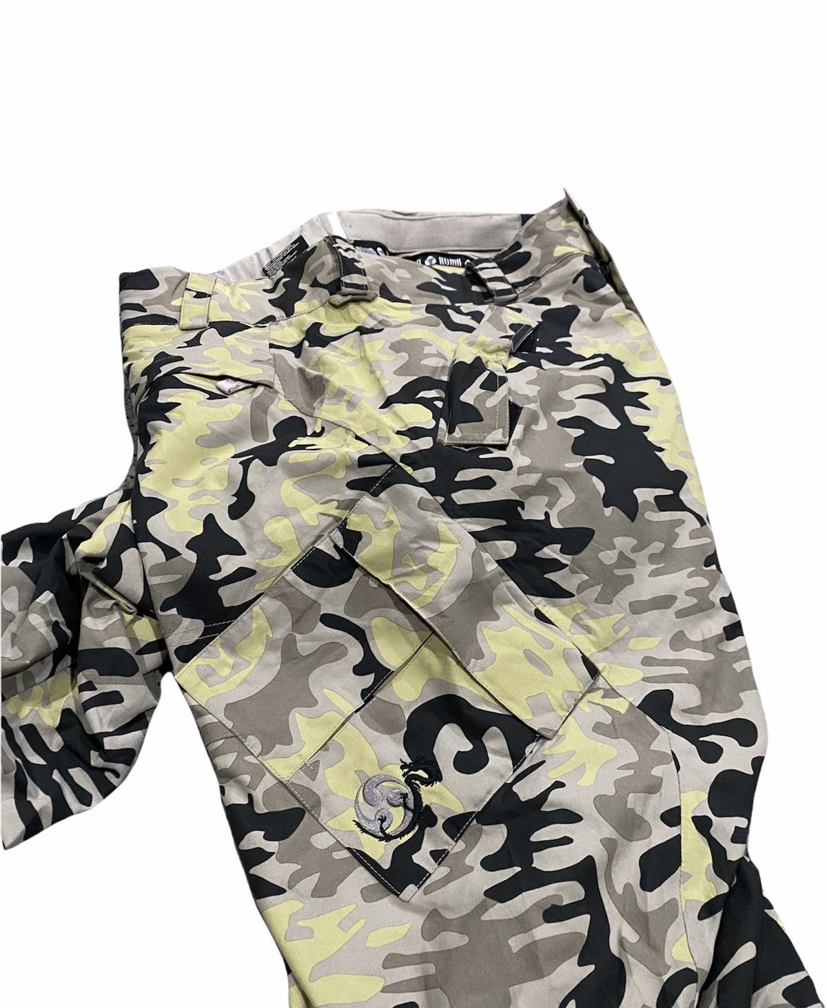 Burton BURTON SNOWBOARDS RONIN CAMOUFLAGED DESIGN Size US 36 / EU 52 - 3 Thumbnail