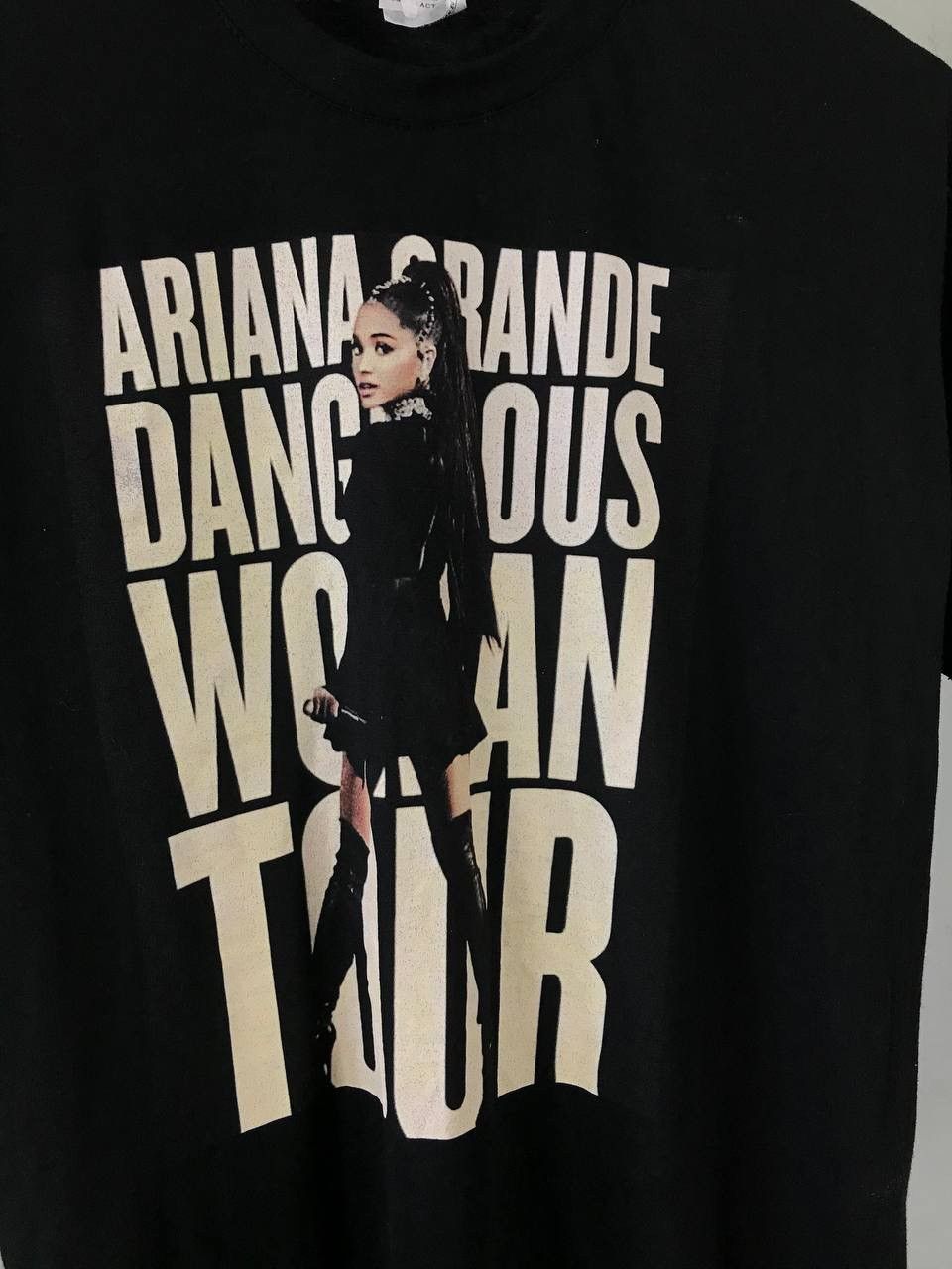 Other Ariana Grande vintage other Hollywood star tee Size US S / EU 44-46 / 1 - 3 Thumbnail