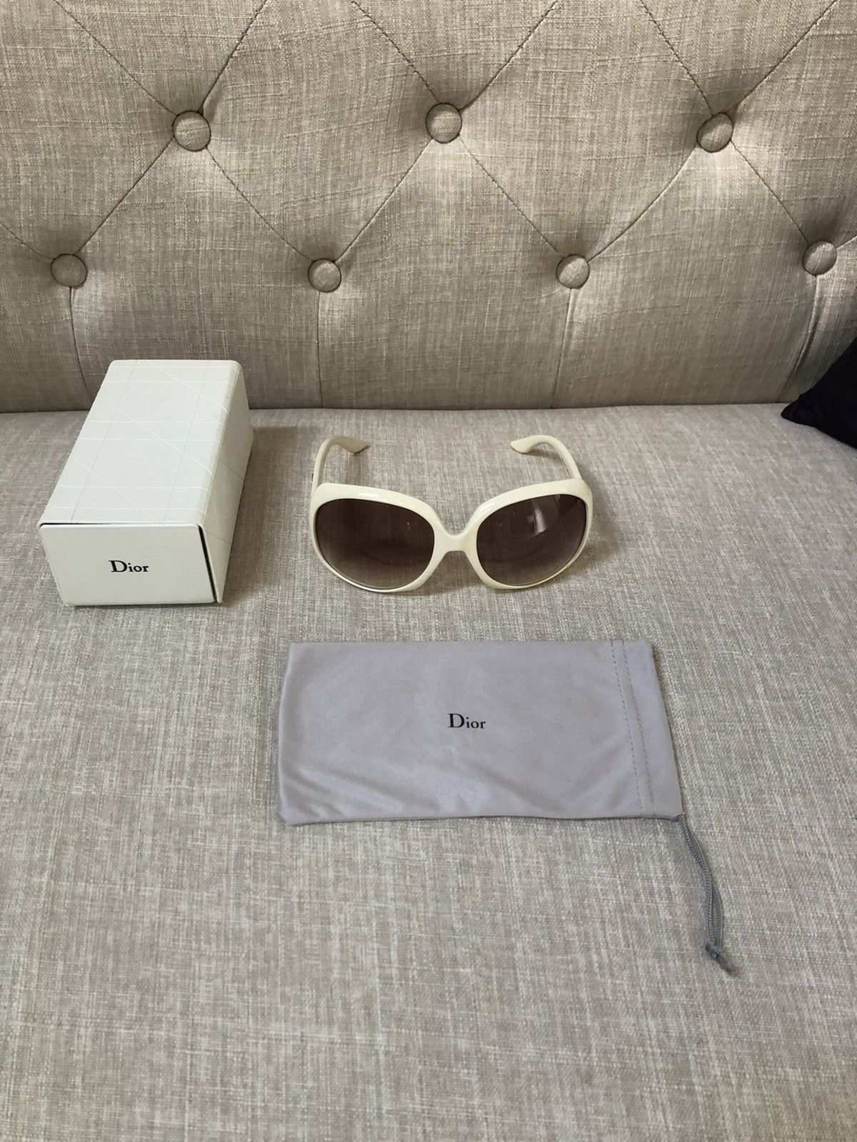 Dior vintage oversized Christian Dior glossy 1 cream sunglasses Size ONE SIZE - 1 Thumbnail