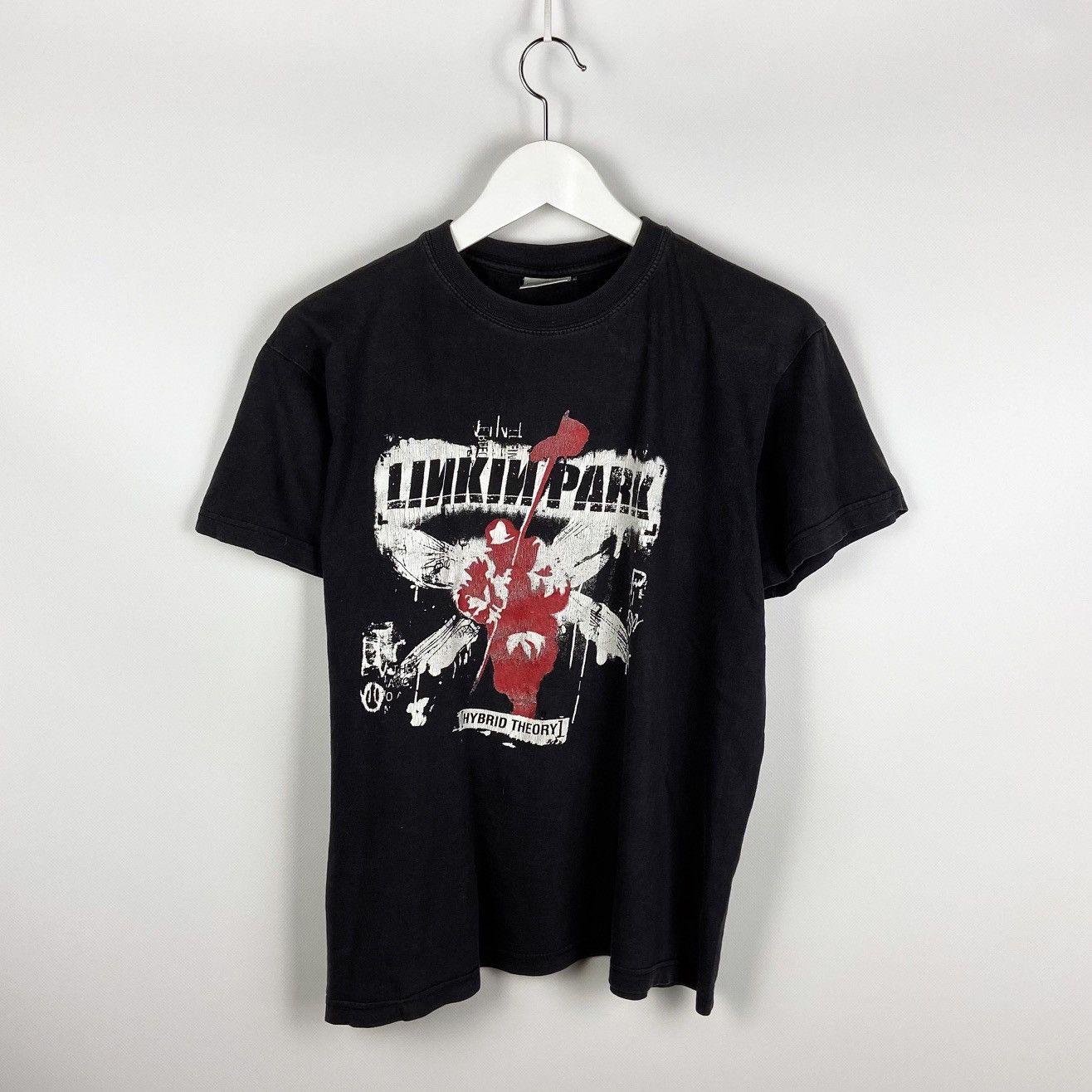 Band Tees × Vintage Vintage 00’s Linkin Park Hybrid theory distressed faded tee Size US S / EU 44-46 / 1 - 1 Thumbnail