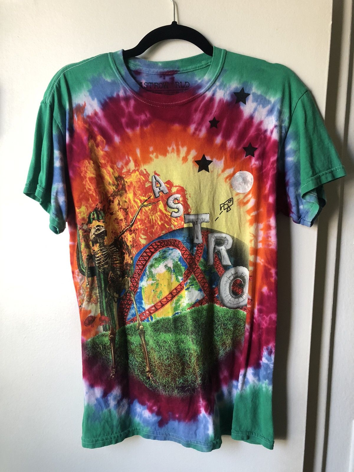 Travis Scott Astroworld Tie Dye Tee Size US M / EU 48-50 / 2 - 1 Thumbnail