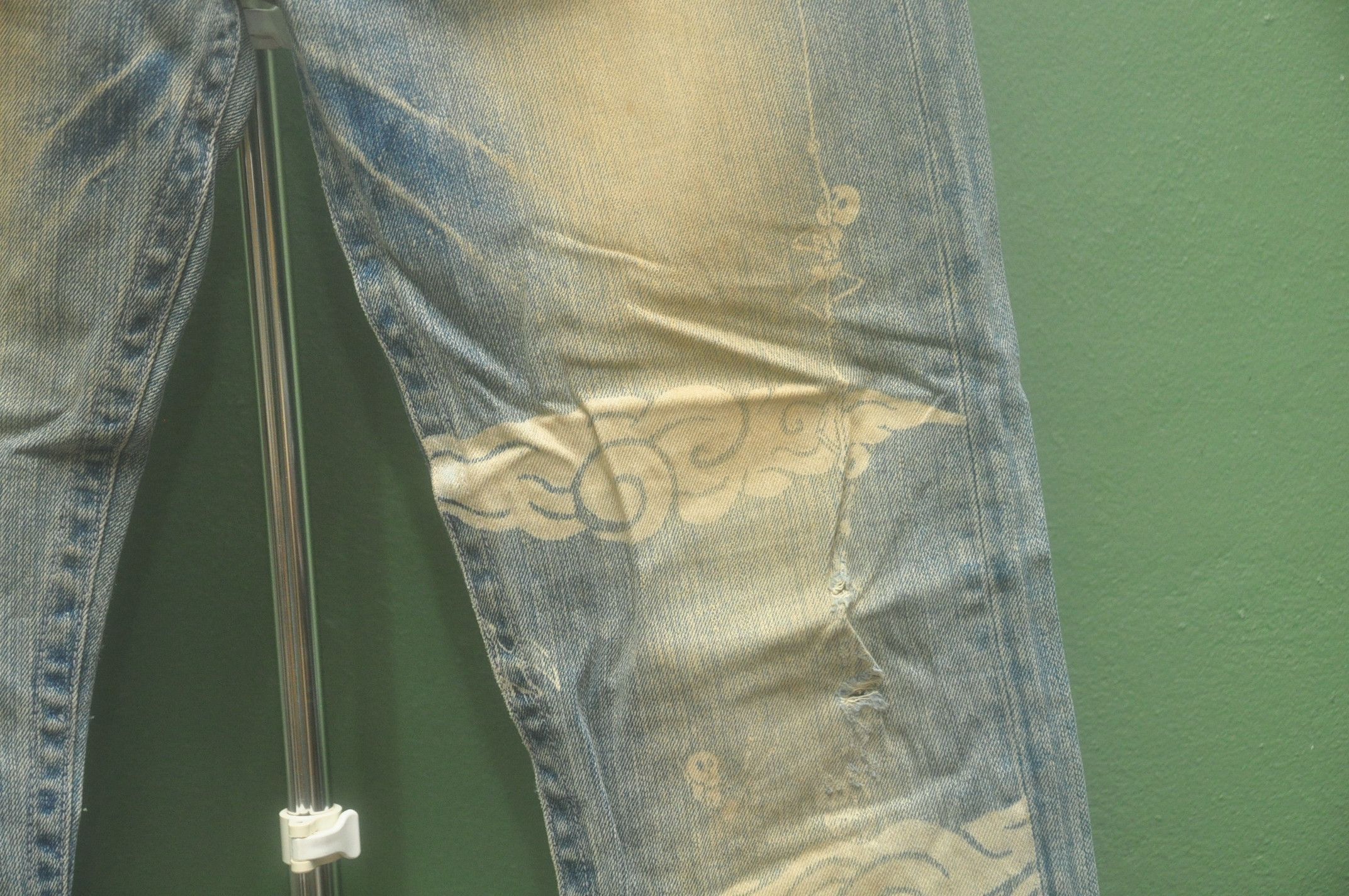 Japanese Brand Vintage Distressed Japanese Travis Scott Fashion Style Size US 34 / EU 50 - 4 Thumbnail