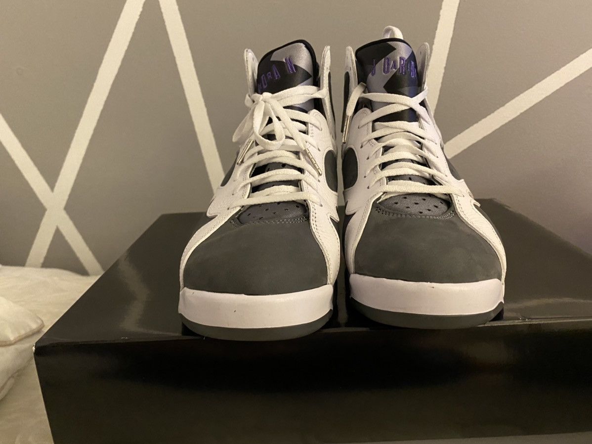 Nike Jordan 7 Grey Size US 10.5 / EU 43-44 - 2 Thumbnail