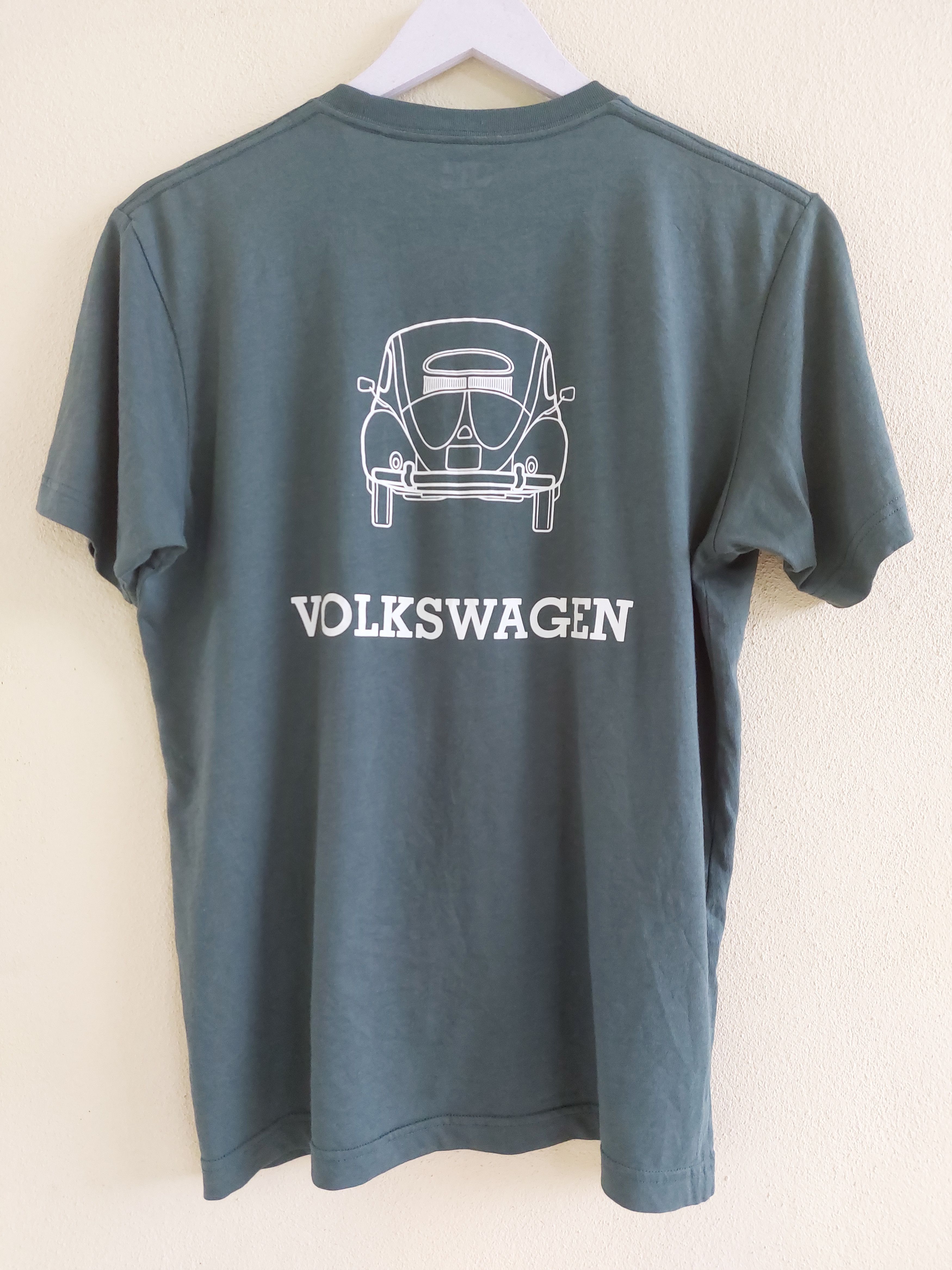 Uniqlo VOLKSWAGEN x UNIQLO tee Size US M / EU 48-50 / 2 - 8 Thumbnail