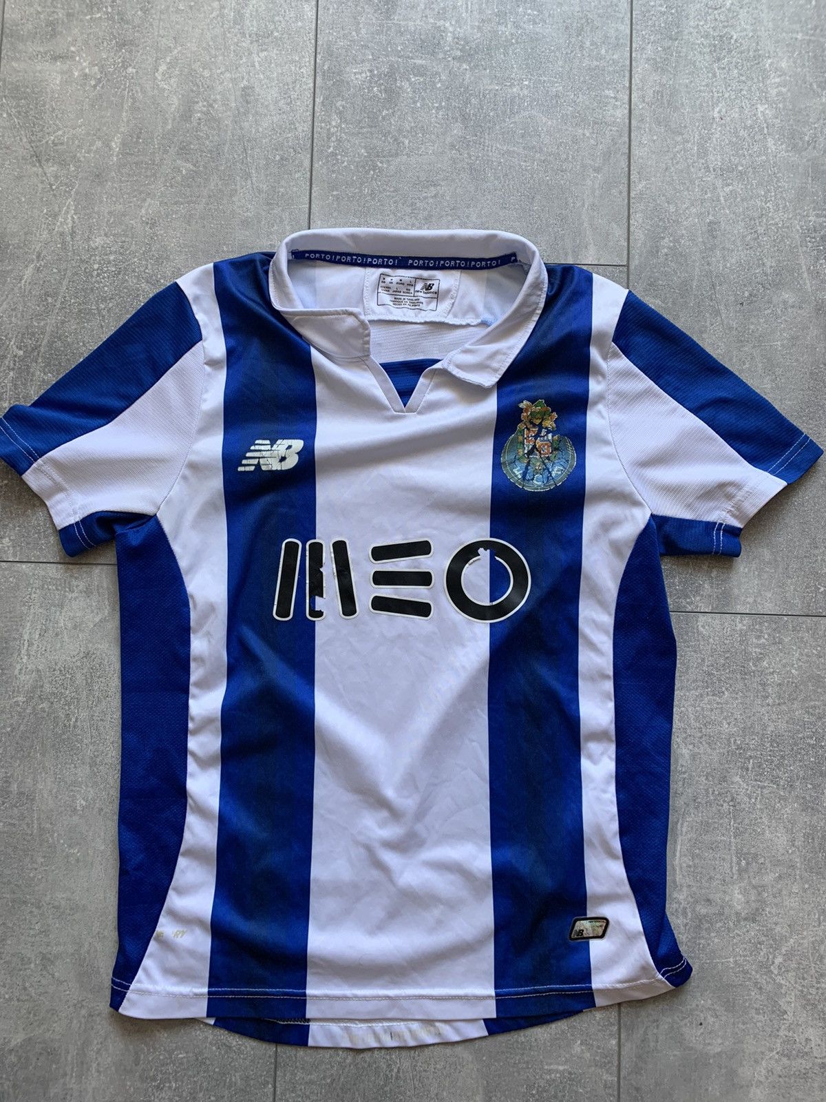 Other New balance Fc porto soccer jersey Size US M / EU 48-50 / 2 - 1 Thumbnail