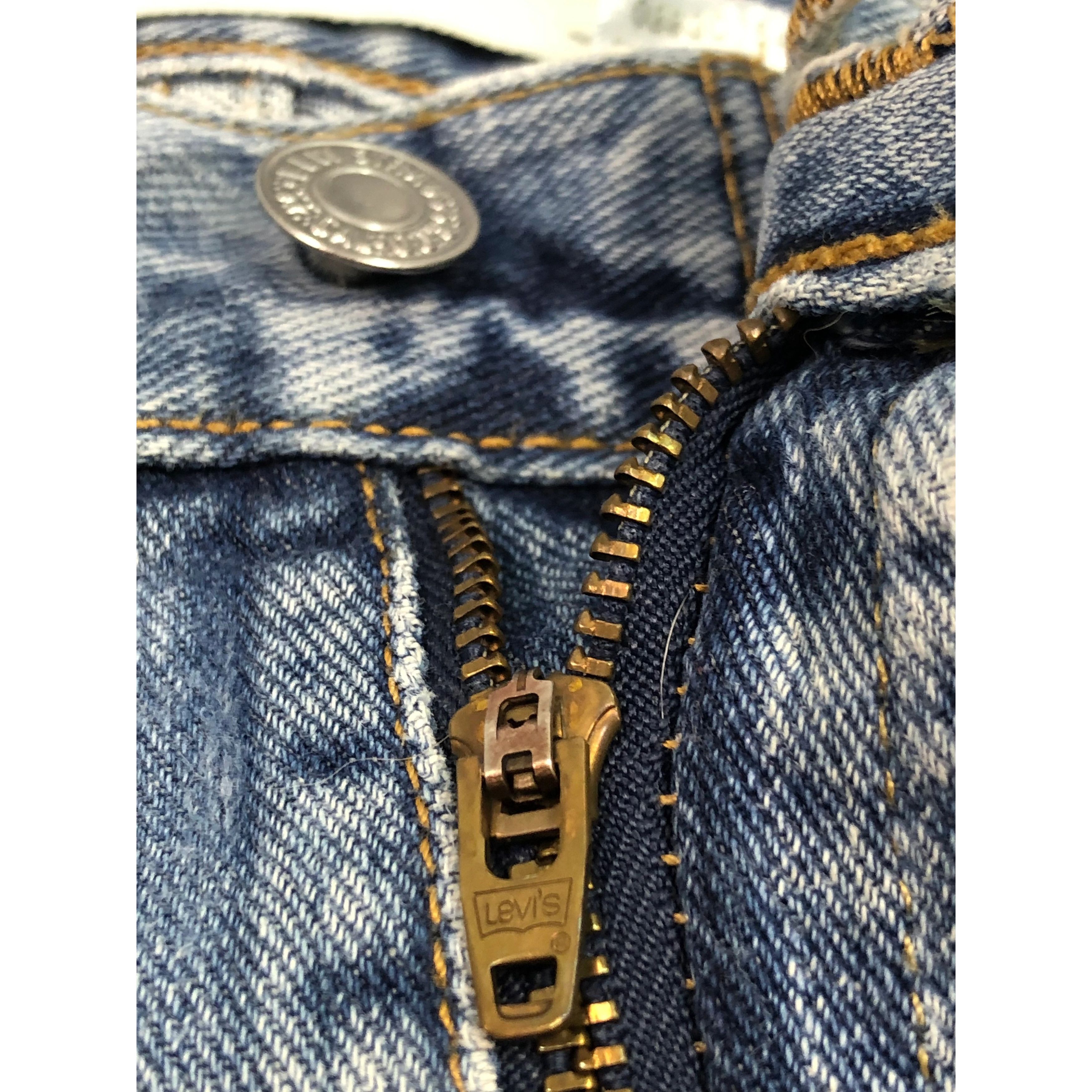 Levi's Vintage Levis 505 Lightwash Jeans DP0509 Size US 38 / EU 54 - 8 Thumbnail