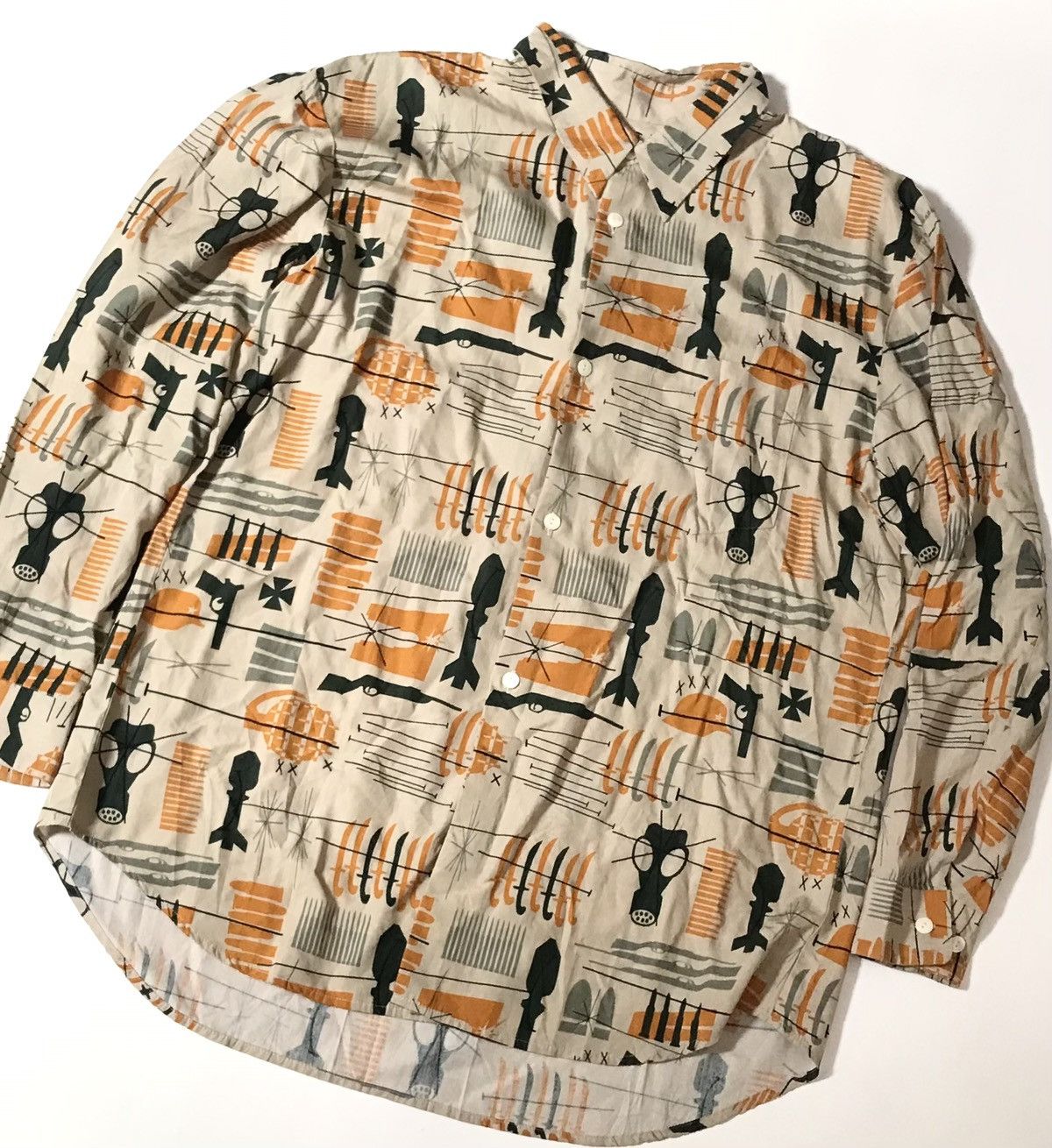 Jun Takahashi Undercover SS98 “Wet Summer” Guns and Nukes Flowy Shirt Size US M / EU 48-50 / 2 - 6 Thumbnail