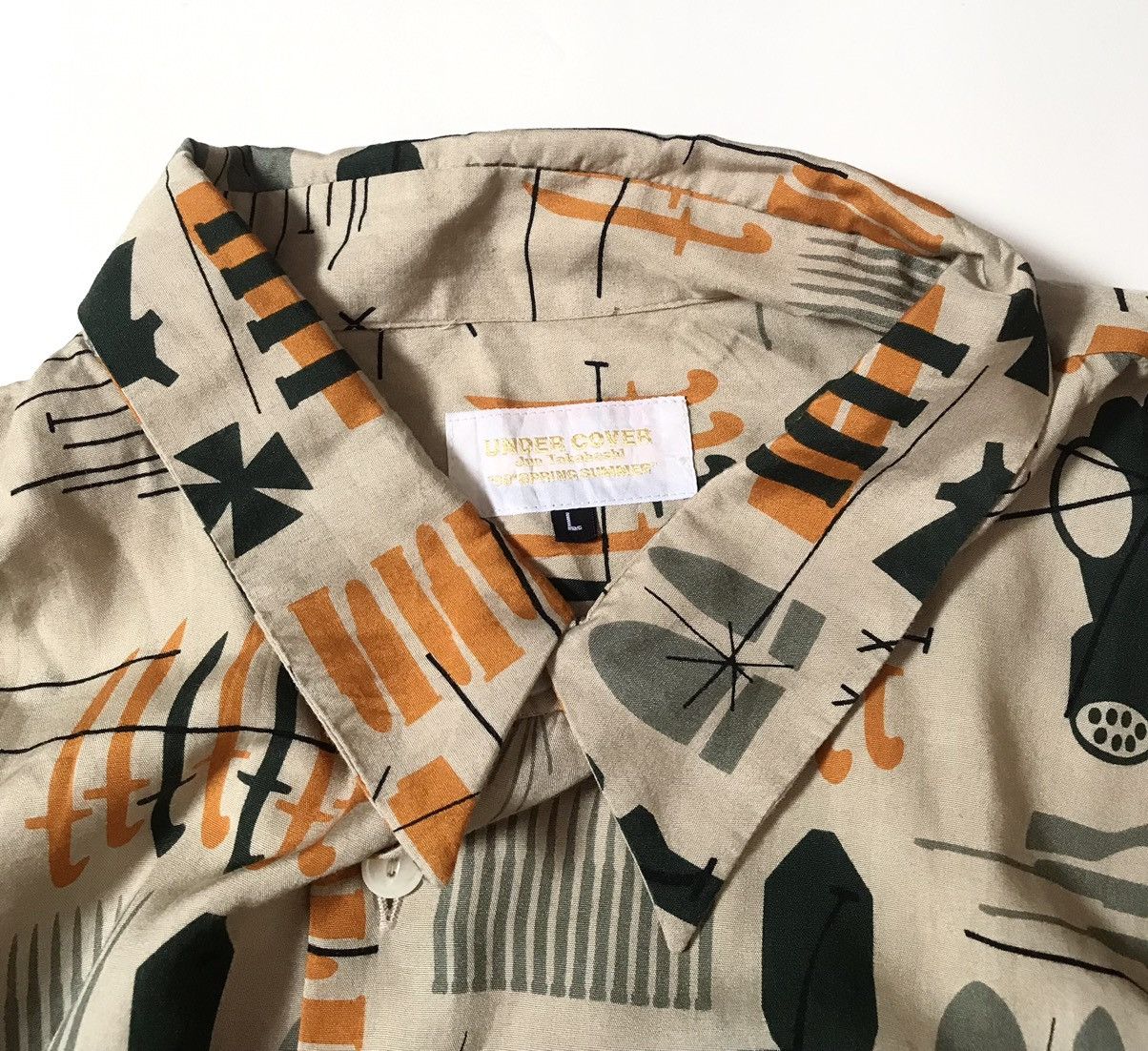 Jun Takahashi Undercover SS98 “Wet Summer” Guns and Nukes Flowy Shirt Size US M / EU 48-50 / 2 - 2 Thumbnail