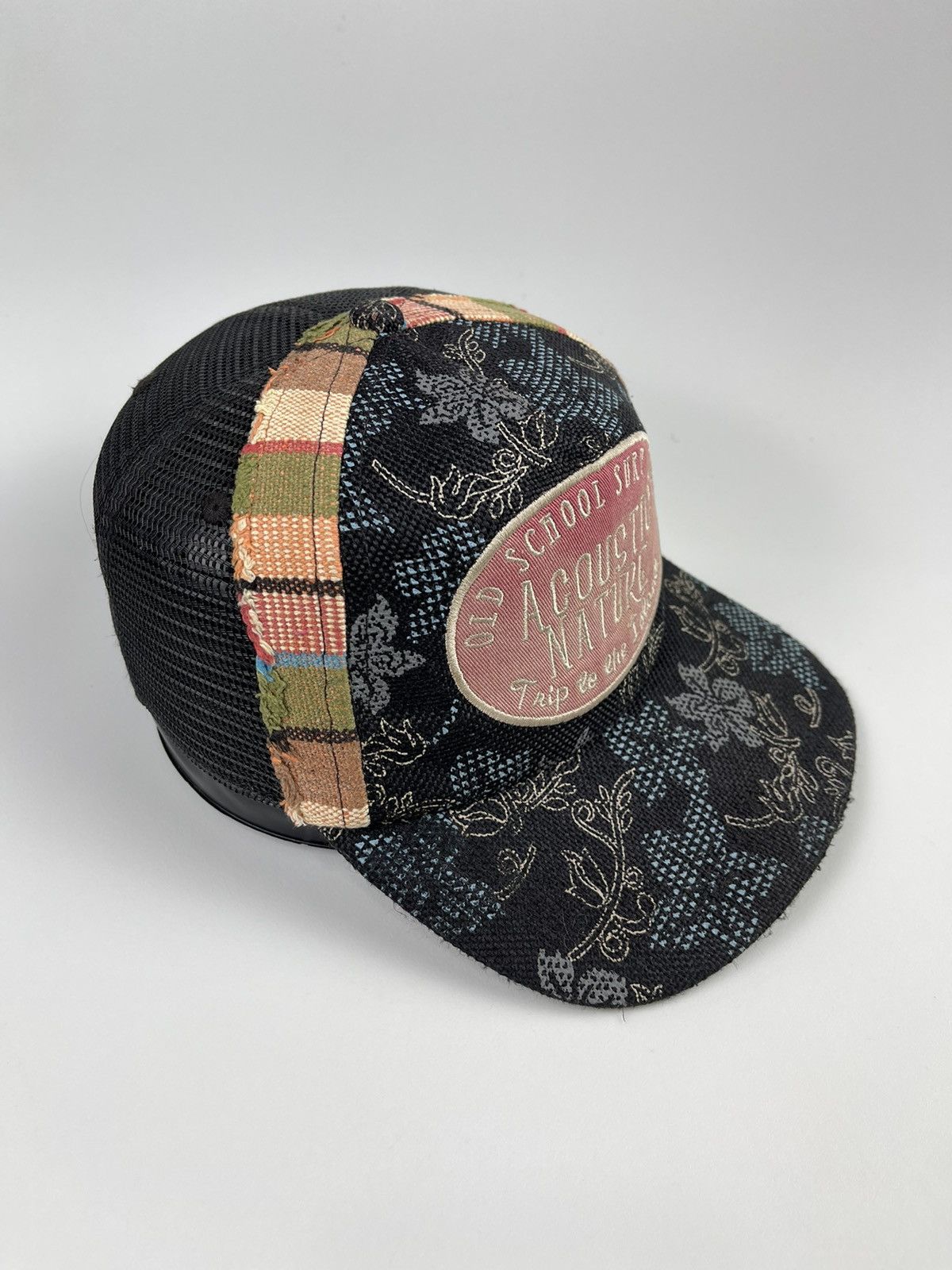 Hat Club Art design trucker Hat Size ONE SIZE - 3 Thumbnail
