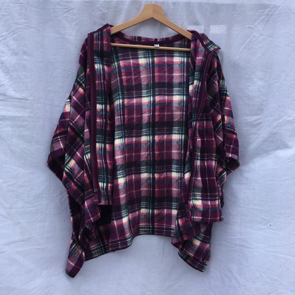 Uniqlo Uniqlo Poncho Plaid | Grailed