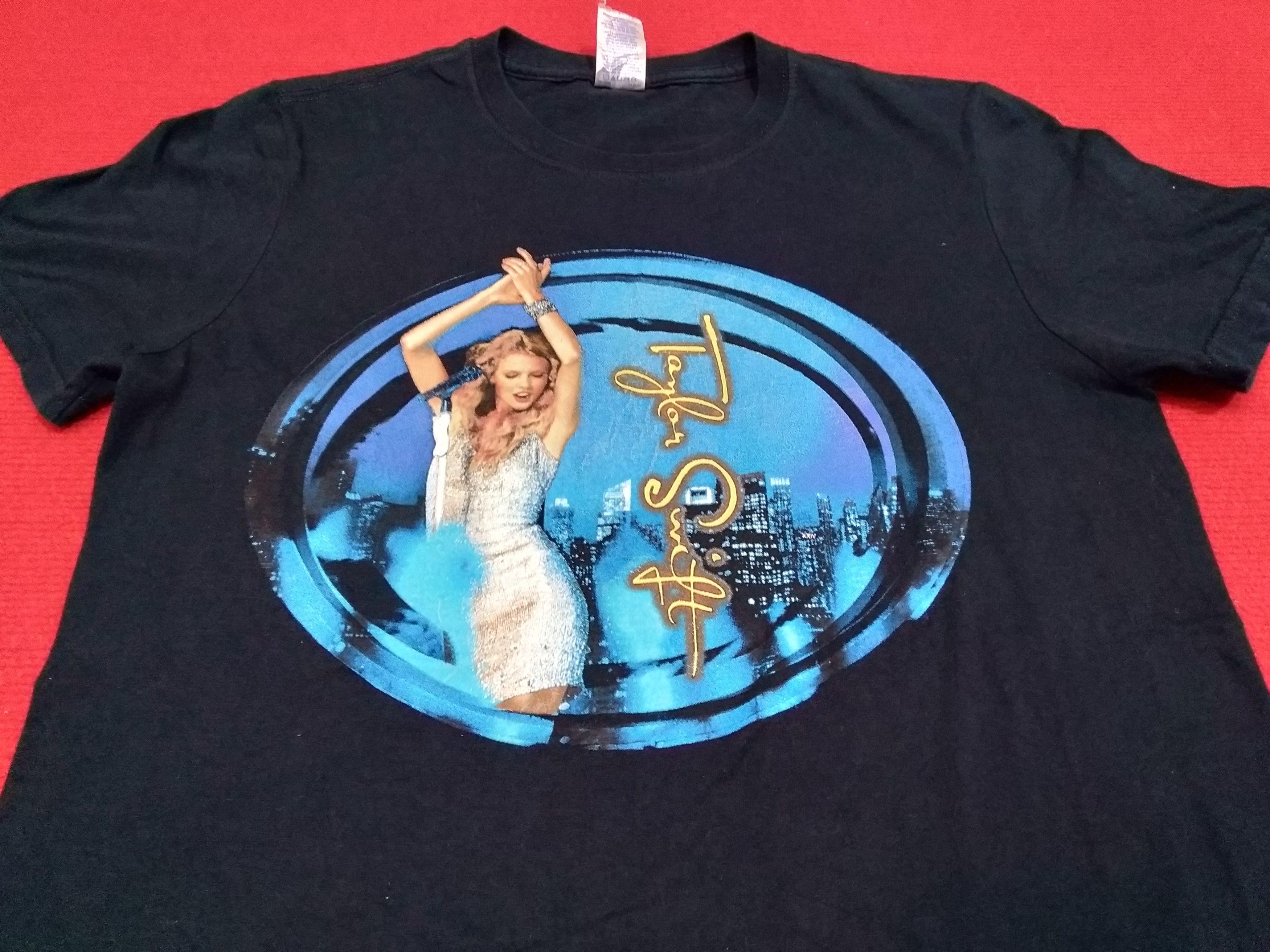 Band Tees × Vintage Vintage Taylor swift singer t shirt Size US S / EU 44-46 / 1 - 1 Thumbnail