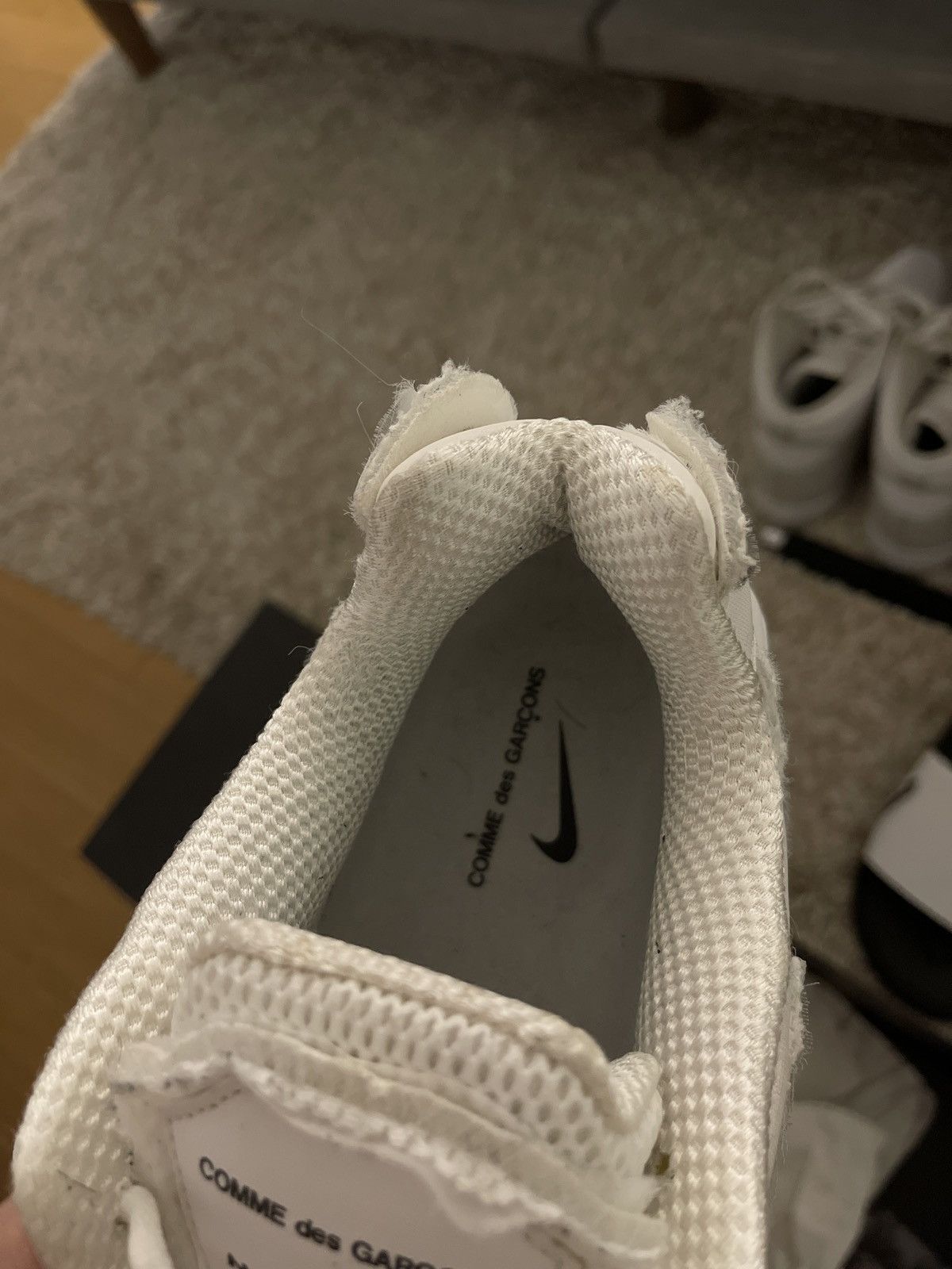 Comme des Garcons × Nike *Last Drop* Comme des Garcons x Nike Shox White Size US 11.5 / EU 44-45 - 9 Thumbnail