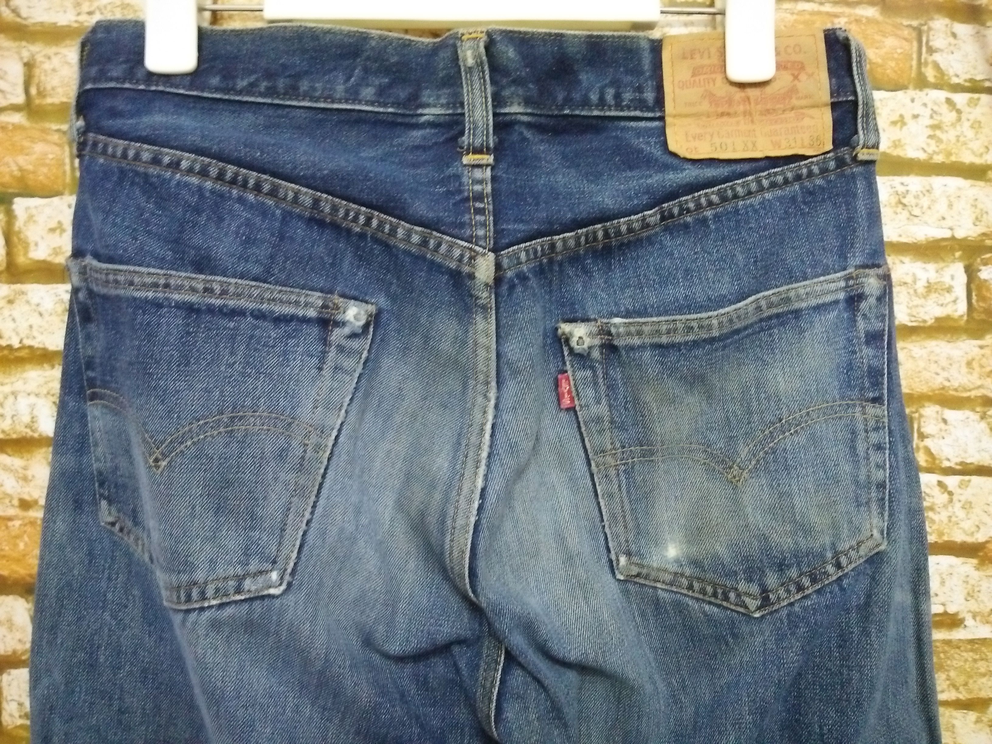 Levi's 90s LEVIS 501XX DENIM SELVEDGE 555 USA BIG 'E' (B132) Size US 29 - 6 Thumbnail