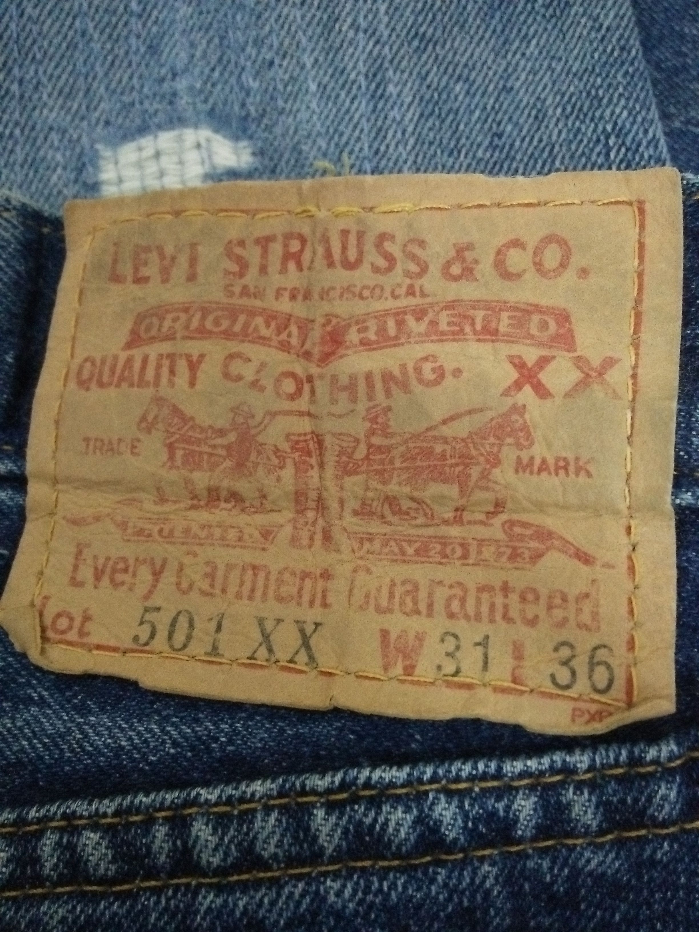 Levi's 90s LEVIS 501XX DENIM SELVEDGE 555 USA BIG 'E' (B132) Size US 29 - 12 Thumbnail