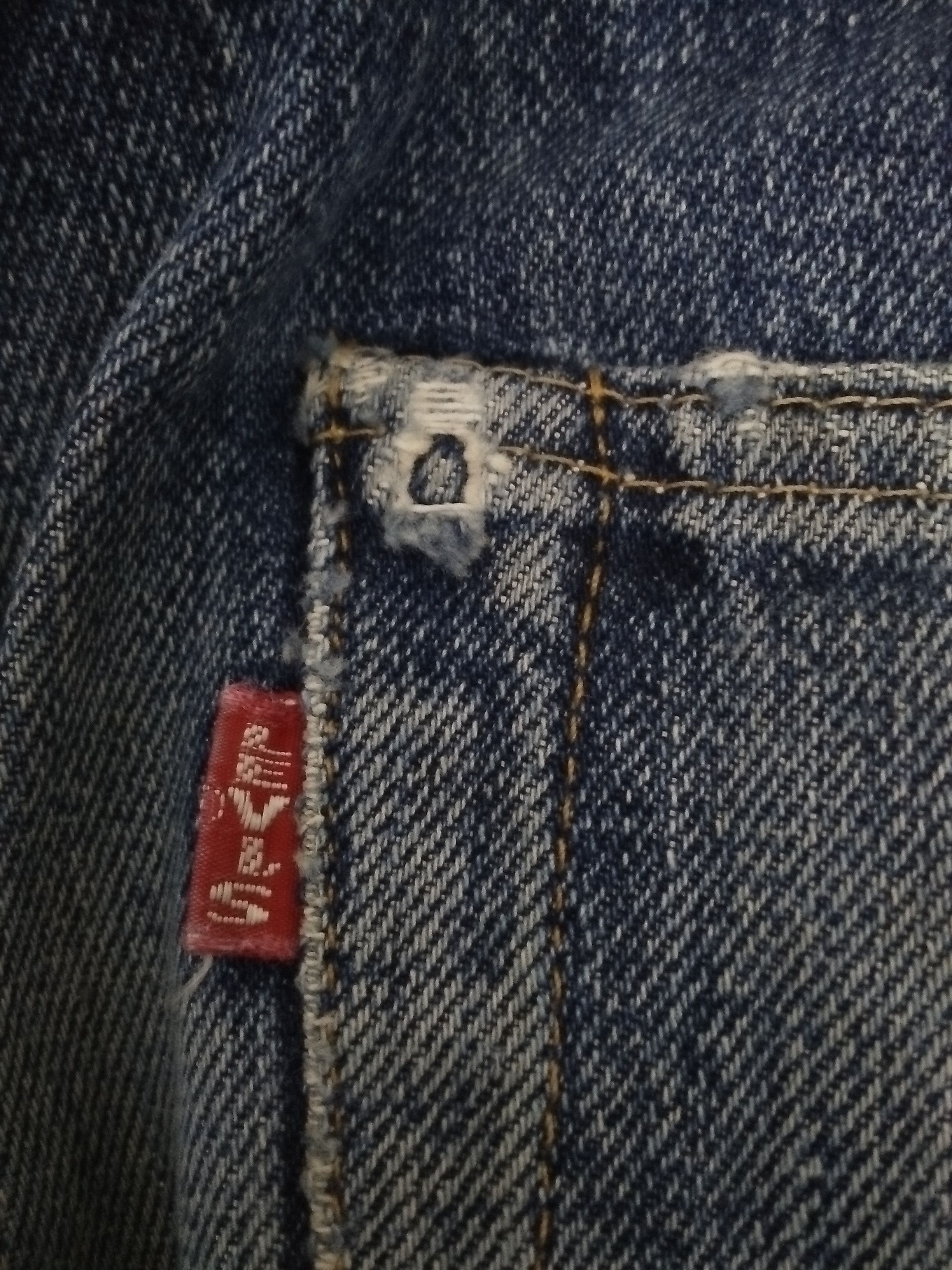 Levi's 90s LEVIS 501XX DENIM SELVEDGE 555 USA BIG 'E' (B132) Size US 29 - 13 Thumbnail