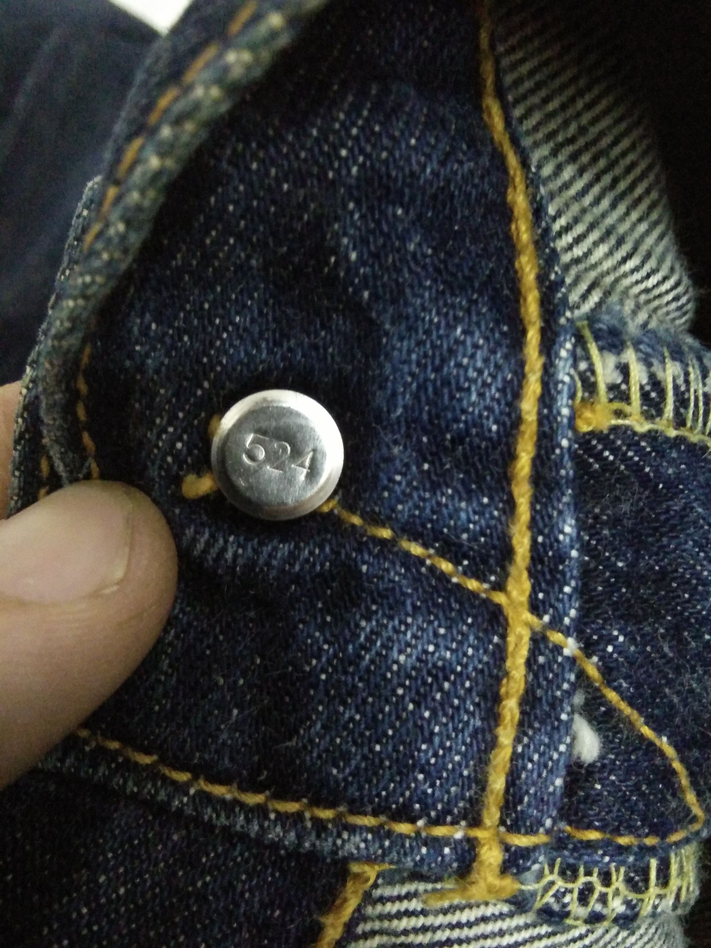 Levi's × Vintage LEVIS 501 JEANS SELVEDGE SINGLE R BUTTON 524 (527) Size US 30 / EU 46 - 6 Thumbnail