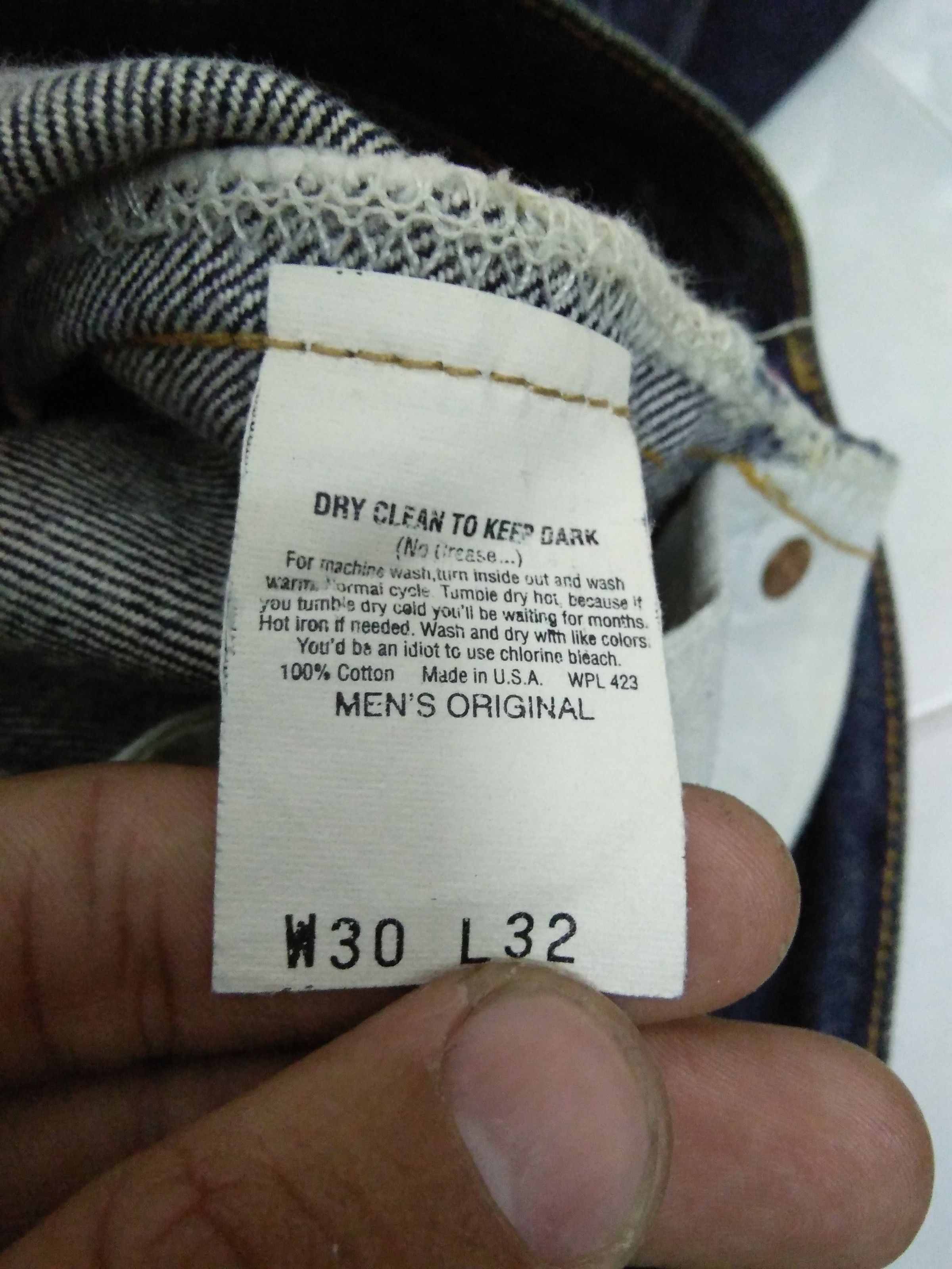 Levi's × Vintage LEVIS 501 JEANS SELVEDGE SINGLE R BUTTON 524 (527) Size US 30 / EU 46 - 7 Thumbnail