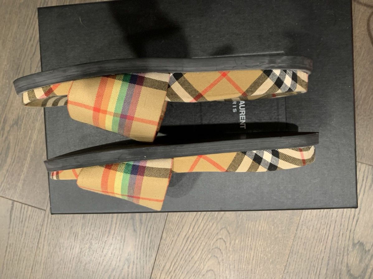 Burberry Burberry slipper rinbow color Size US 11 / EU 44 - 4 Thumbnail