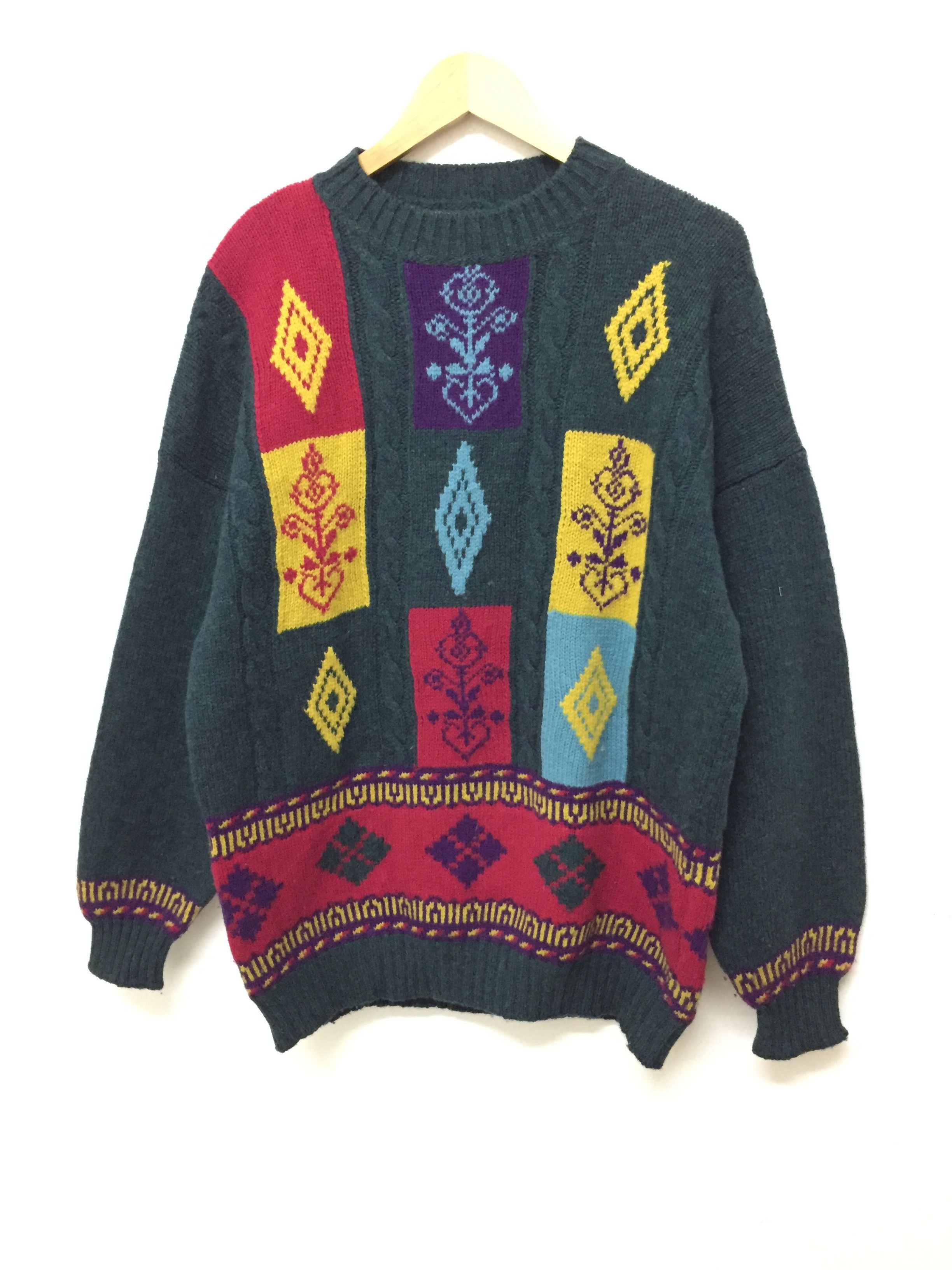 United Colors Of Benetton 90's United colors of benetton embroidered Wool Knitwear Size US L / EU 52-54 / 3 - 2 Thumbnail