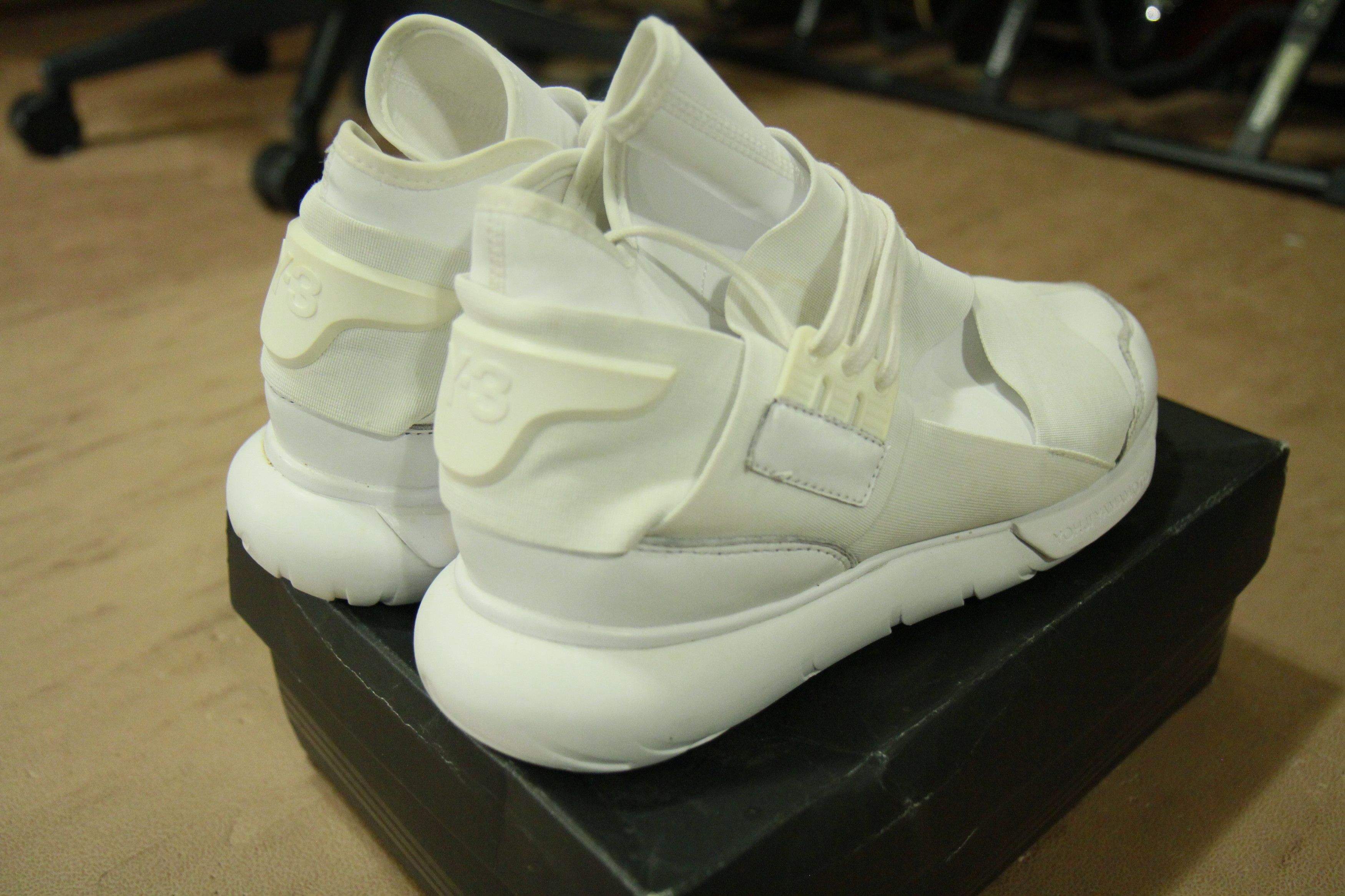Adidas Y-3 Yohji Qasa High Triple White Size US 10 / EU 43 - 3 Thumbnail