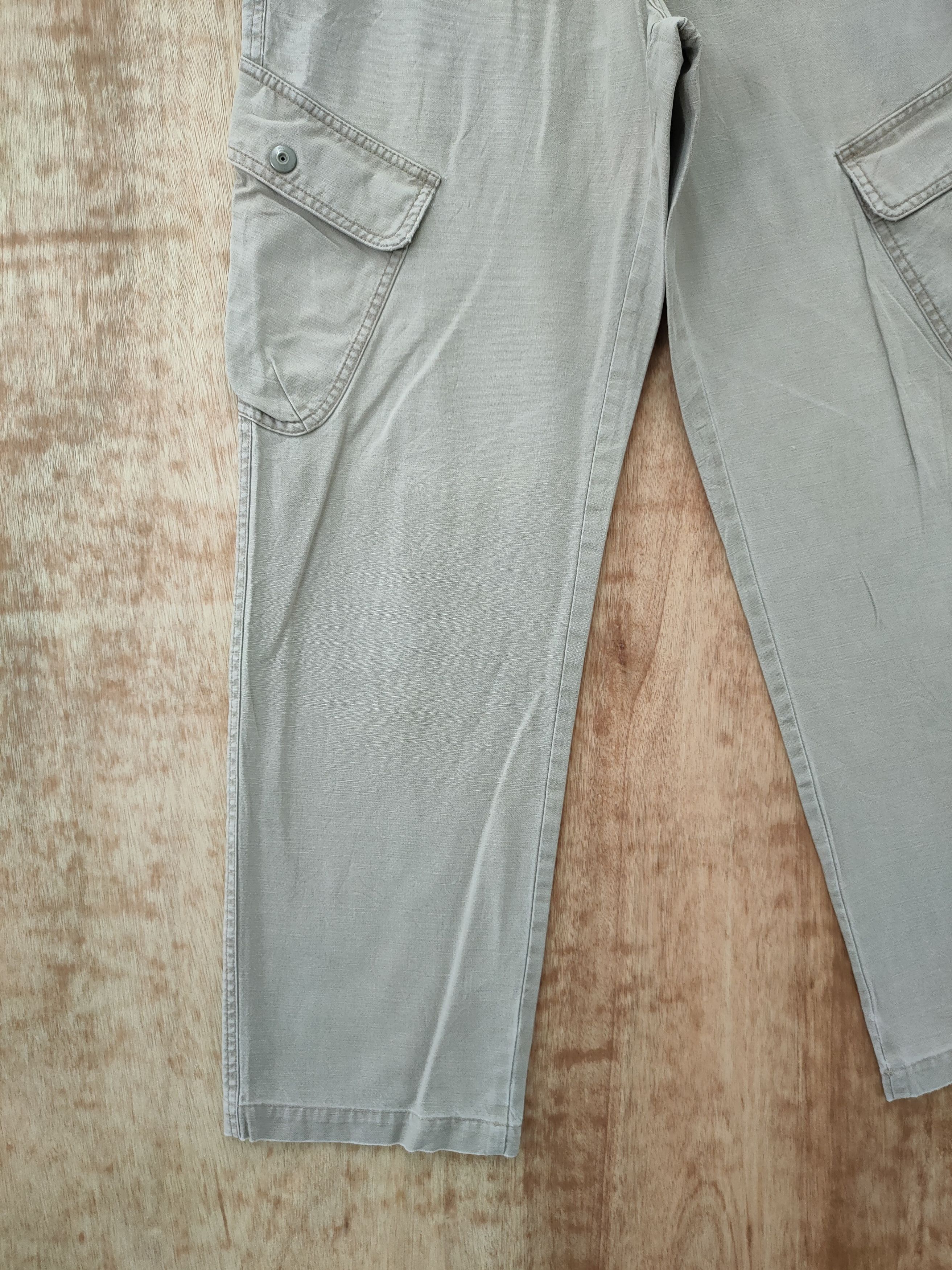 Japanese Brand DLL Uniqlo japan multipocket tactical cargo pants #46-220 Size US 32 / EU 48 - 2 Thumbnail