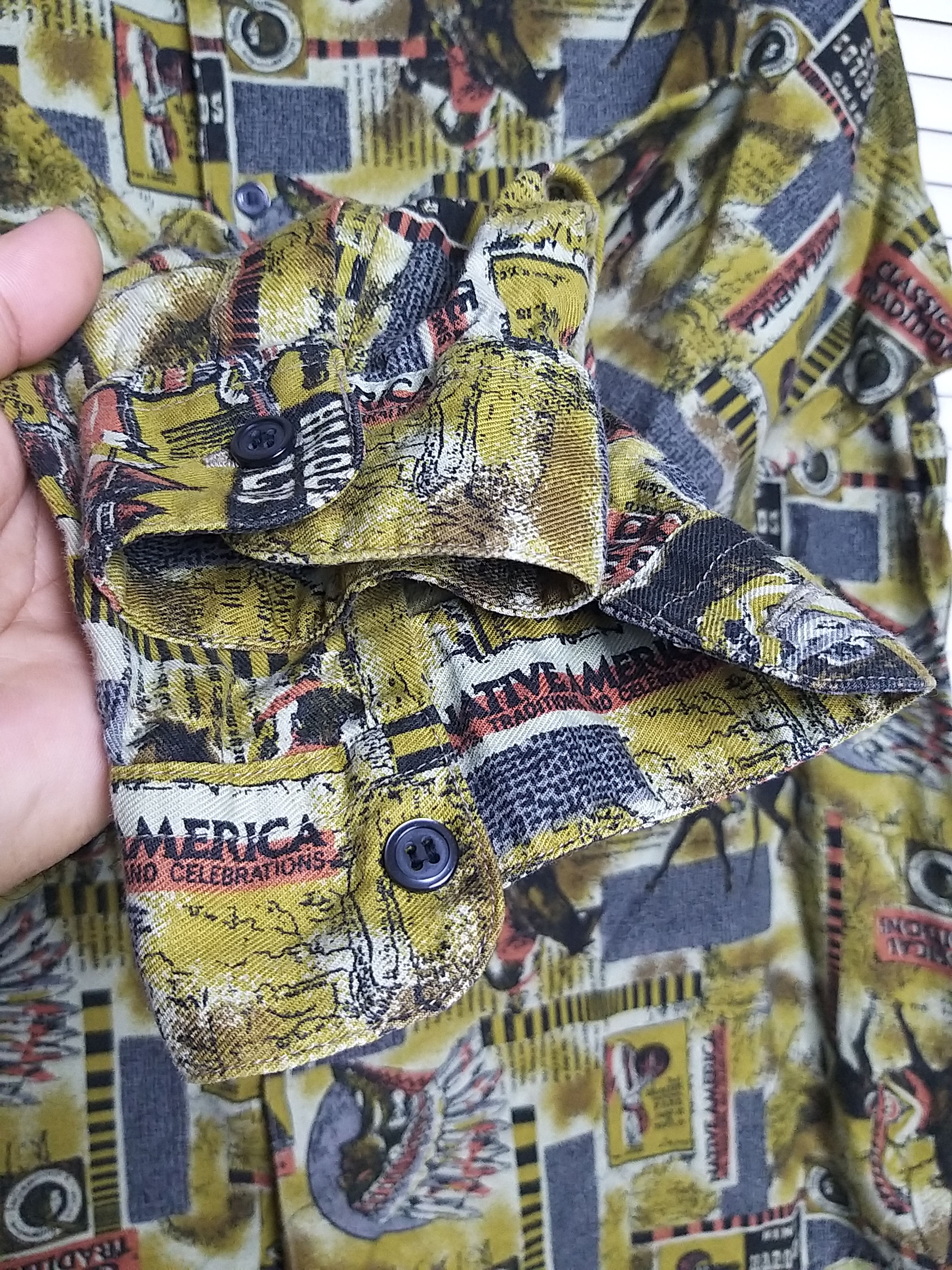 Japanese Brand VINTAGE VOIX D HOMME "AMERICAN NATIVE" BUTTON UPS SHIRT Size US XL / EU 56 / 4 - 6 Thumbnail