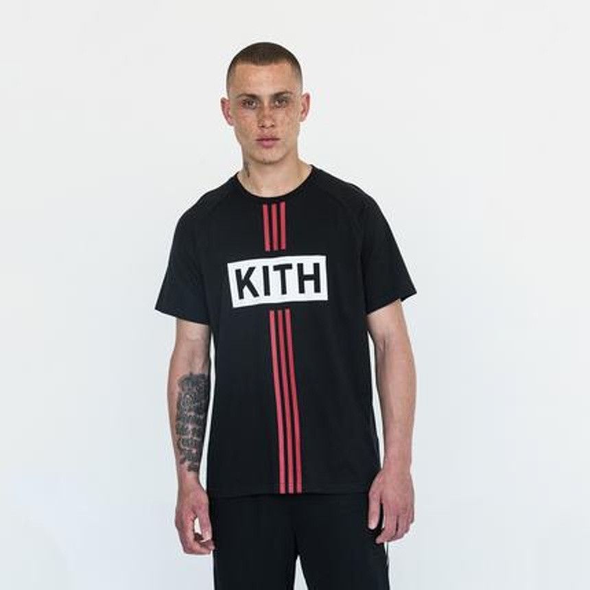 kith adidasmコラボ　tシャツ　ブラック　M KITH x adidas Soccer Classic Logo Tee M