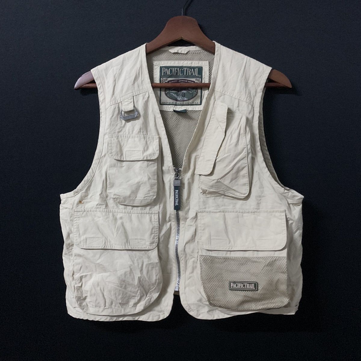 image of Pacific Trail Tactical Multipocket Hunting Vest in Beige, Men's (Size Small)