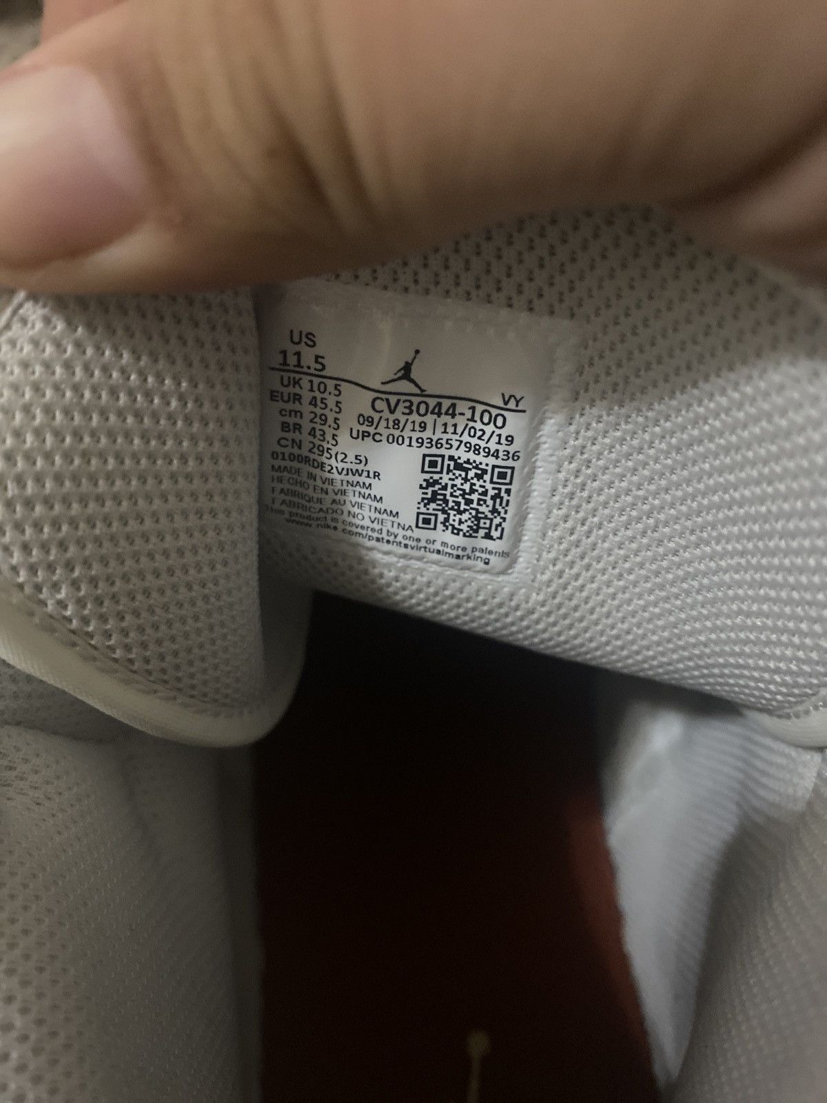 Nike Milan Jordan 1 Mid Size US 11.5 / EU 44-45 - 2 Thumbnail