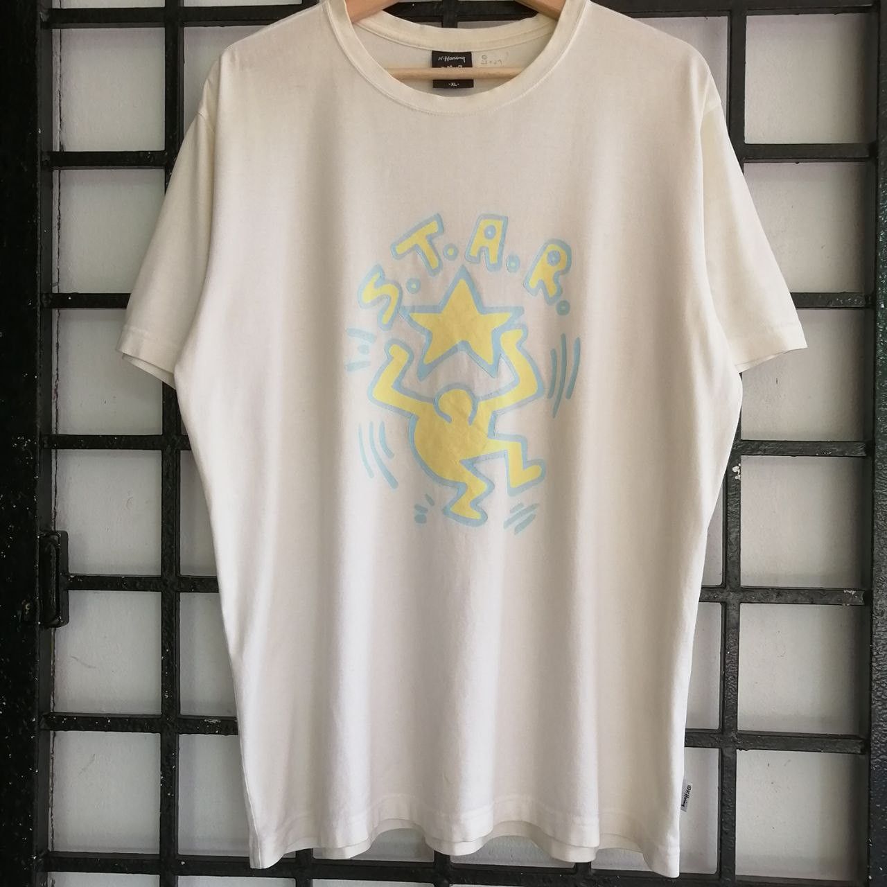 Keith Haring 🔥 Vintage KEITH HARING STAR Design T-shirt Size US L / EU 52-54 / 3 - 1 Thumbnail