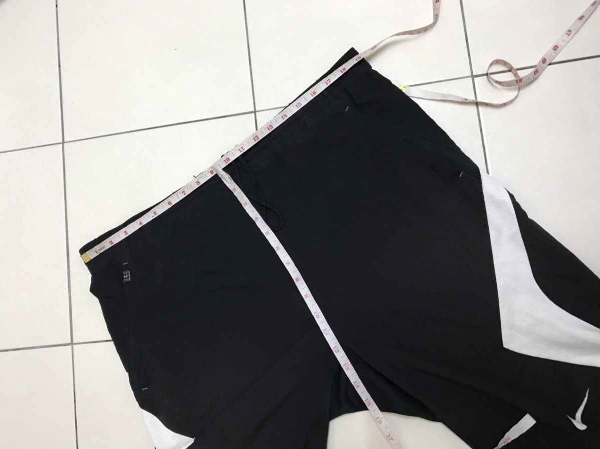 Nike × Nike ACG Vintage Nike Tennis Sportswear Shorts Size US 36 / EU 52 - 5 Thumbnail