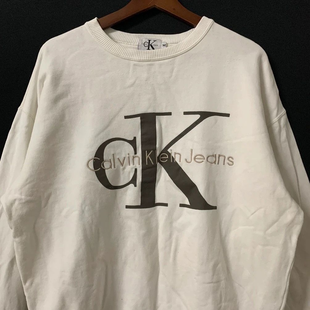 Calvin Klein Vintage Calvin Klein Big Logo Embroidery Spell Out Pullover Size US L / EU 52-54 / 3 - 2 Thumbnail