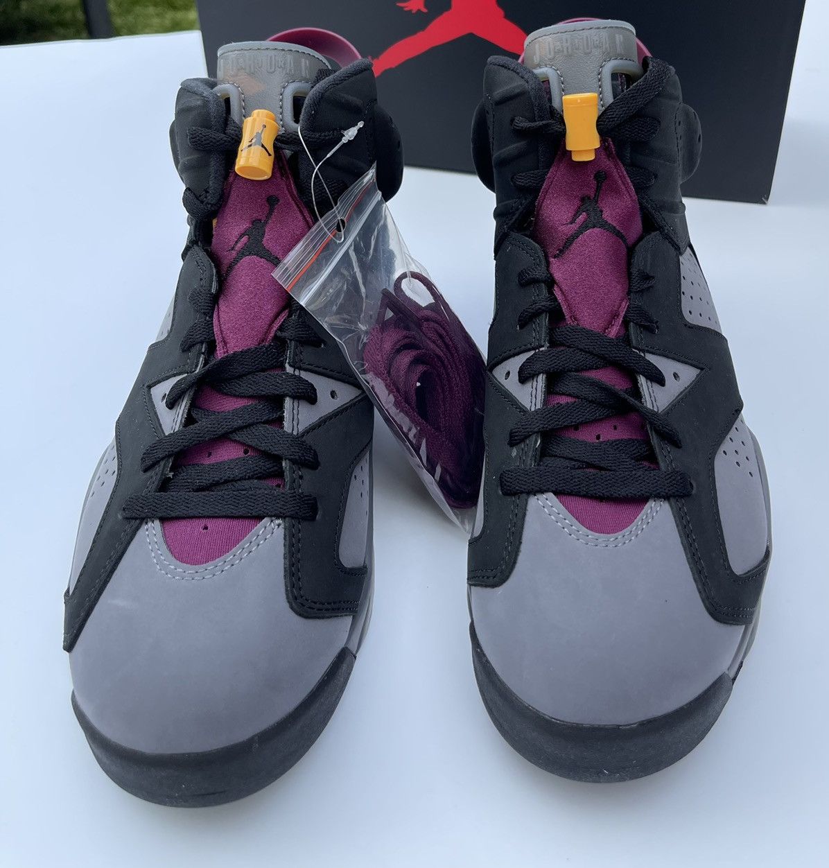 Jordan Brand × Nike Nike Air Jordan 6 Retro Bordeaux 2021 Size US 8.5 / EU 41-42 - 2 Thumbnail