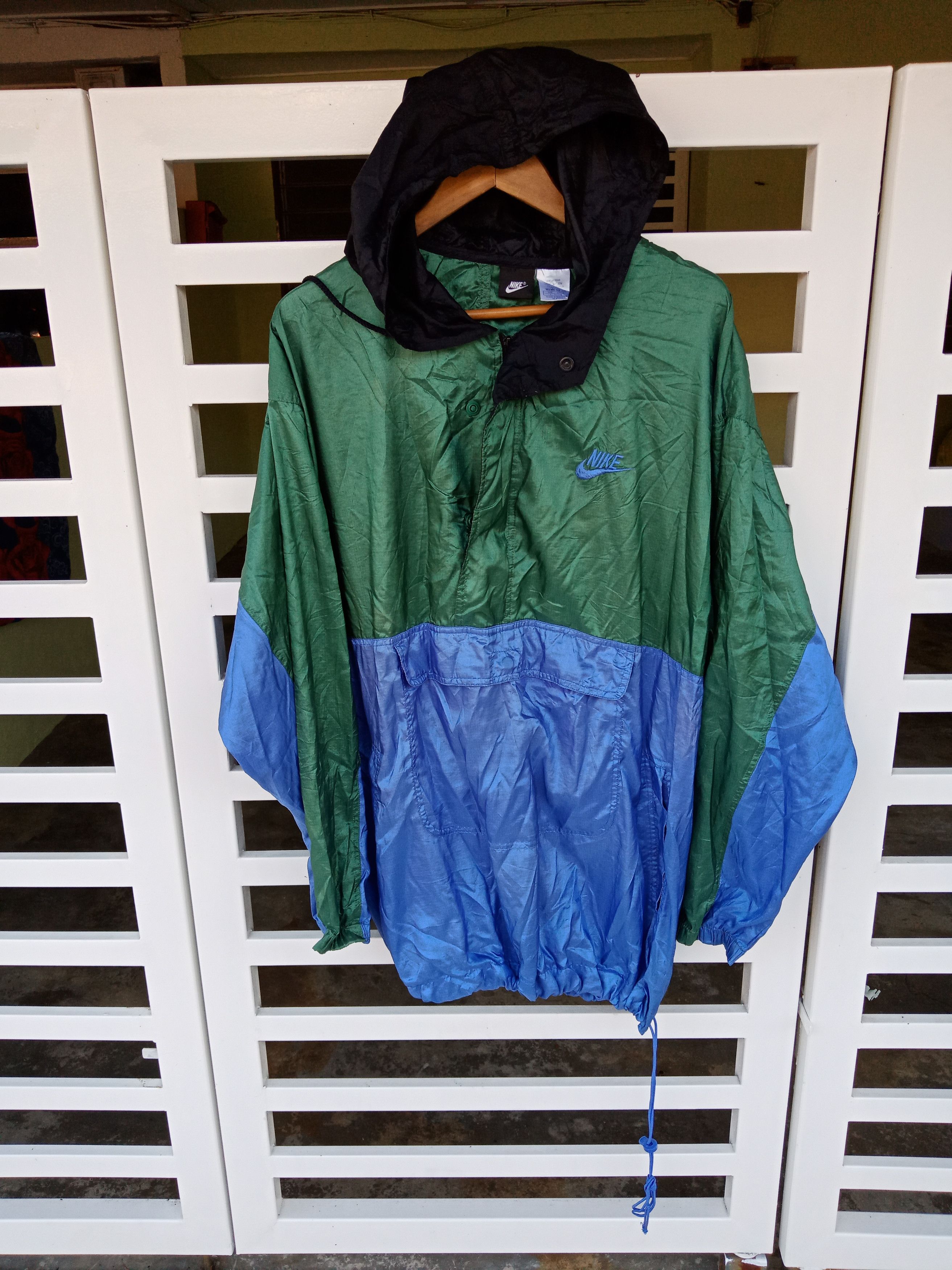 image of Nike Sean Wotherspoon Tri-Tones Oversized Windbreaker in Green Blue Black, Men's (Size XL)