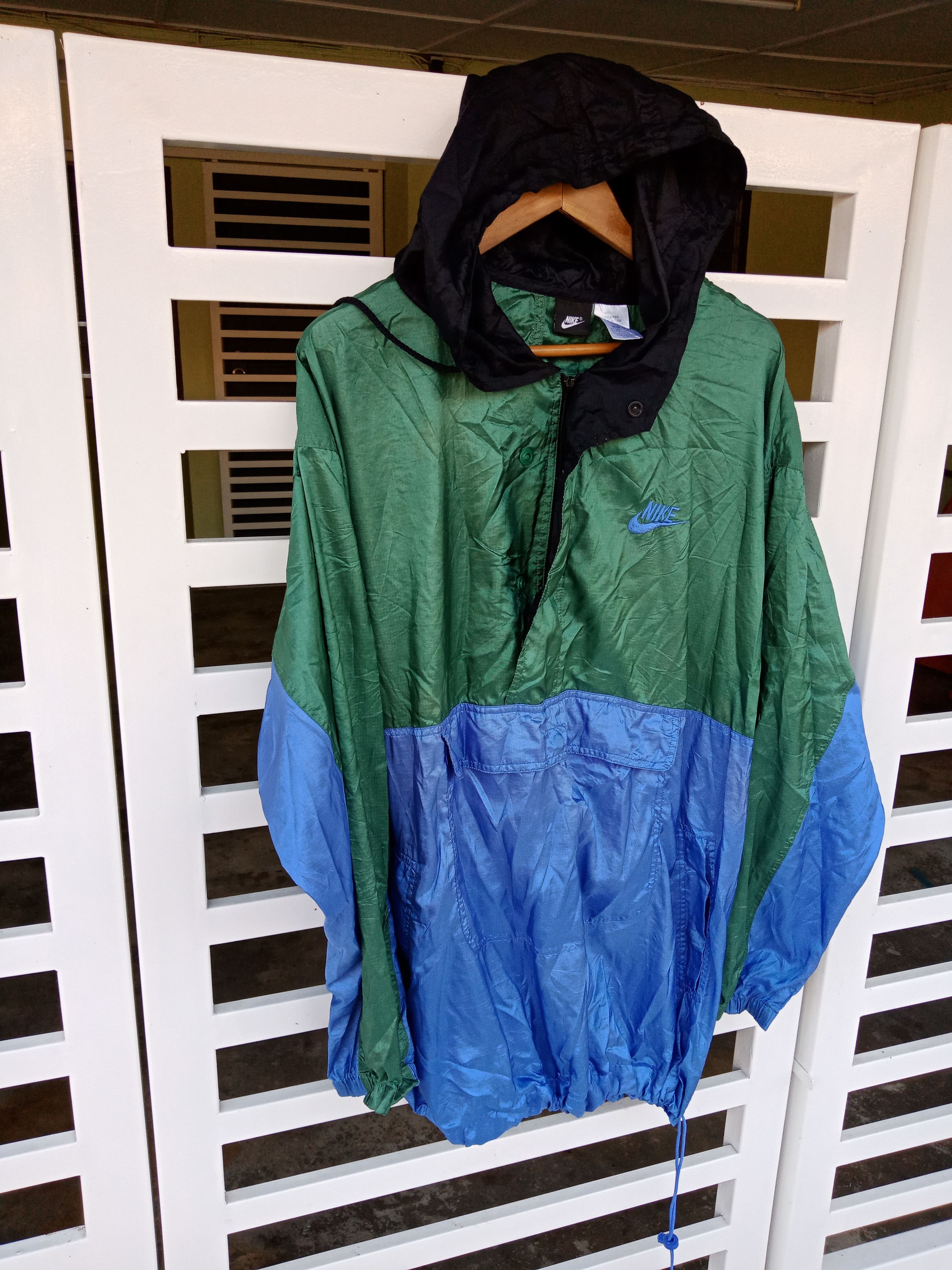 Nike Nike Tri-Tones Windbreaker Size US XL / EU 56 / 4 - 4 Thumbnail