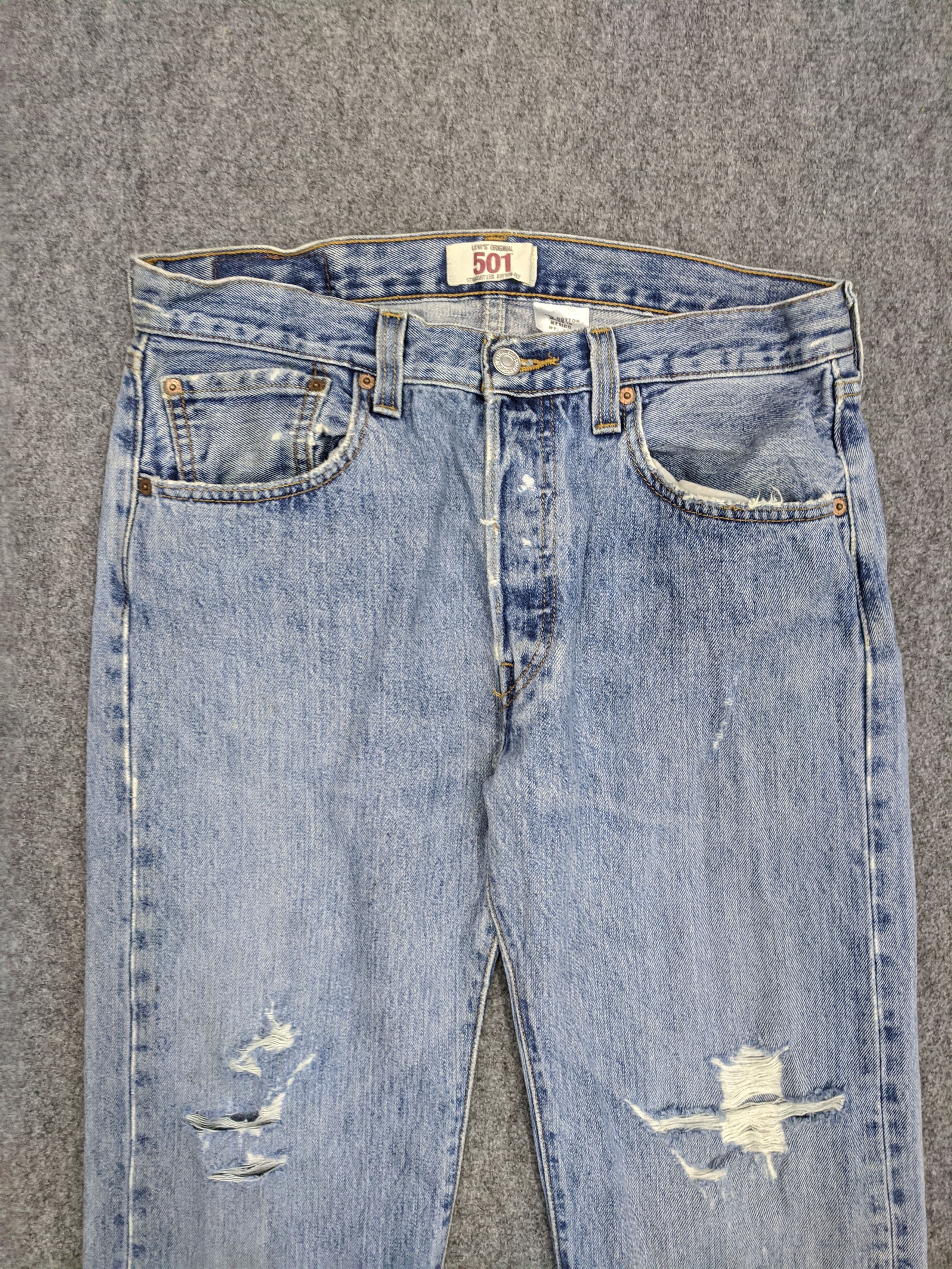 Levi's Vintage Levis 501 Jeans DP0677 Size US 35 - 2 Thumbnail