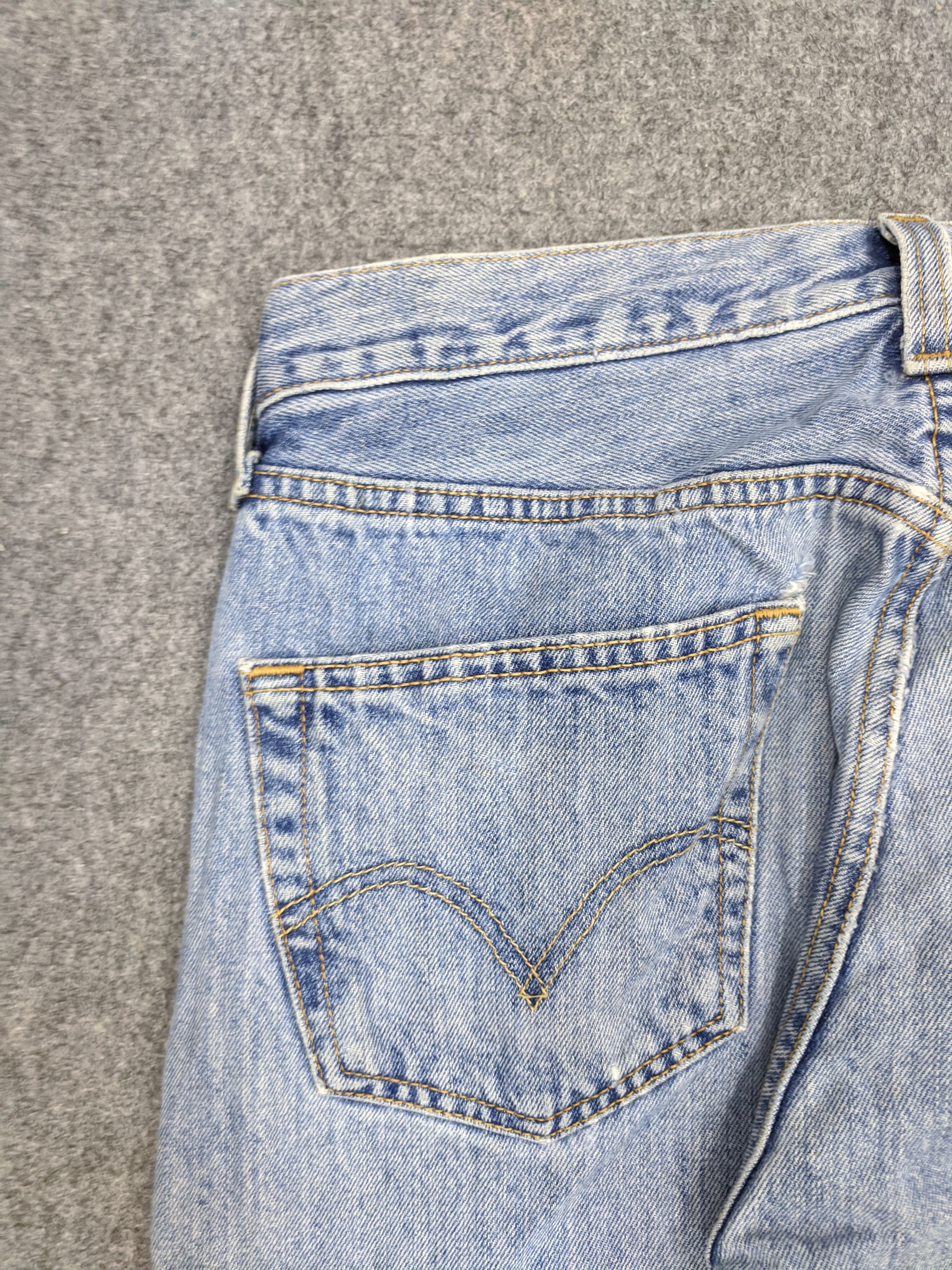 Levi's Vintage Levis 501 Jeans DP0677 Size US 35 - 17 Thumbnail
