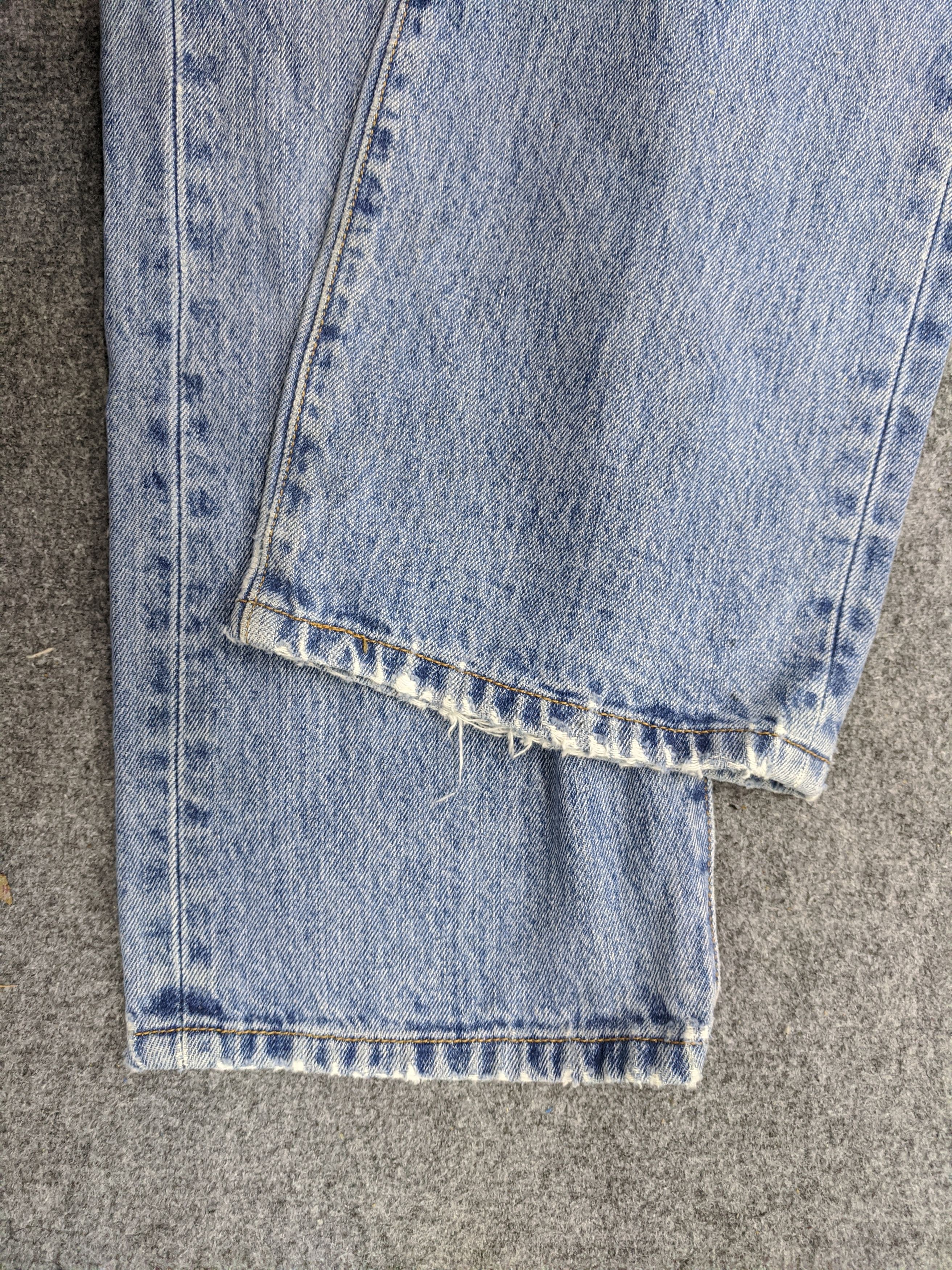 Levi's Vintage Levis 501 Jeans DP0677 Size US 35 - 15 Thumbnail
