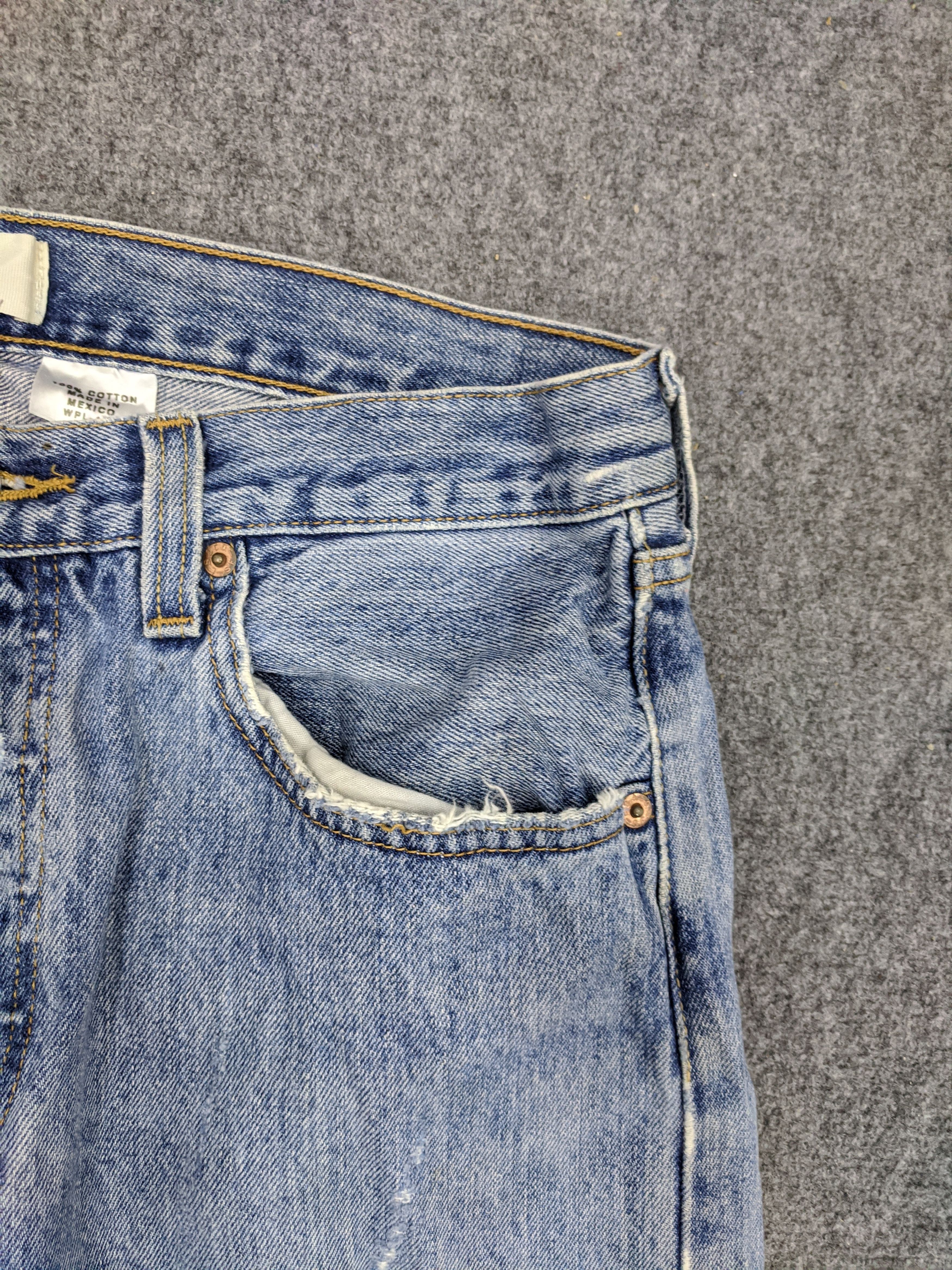 Levi's Vintage Levis 501 Jeans DP0677 Size US 35 - 6 Thumbnail