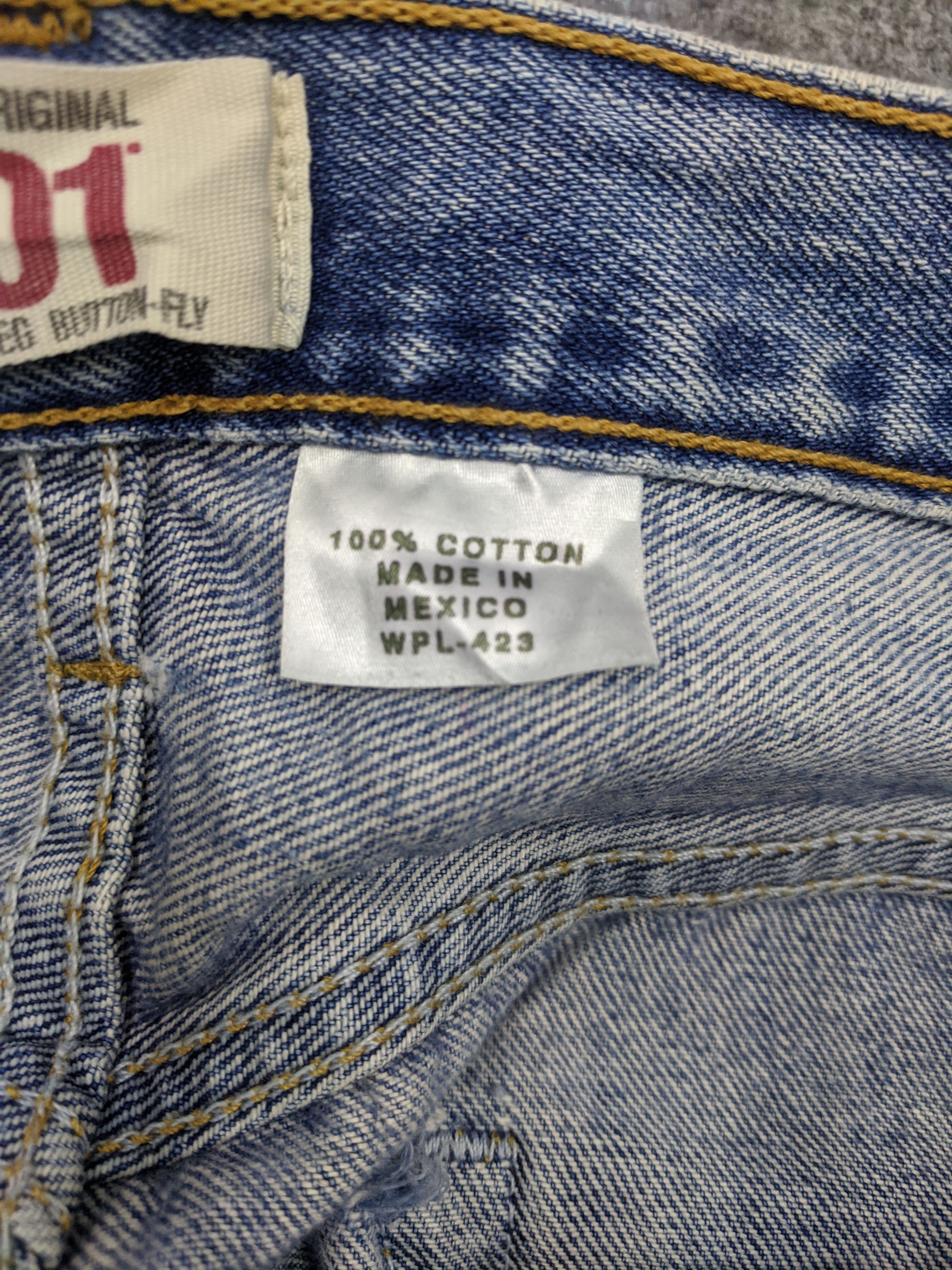 Levi's Vintage Levis 501 Jeans DP0677 Size US 35 - 12 Thumbnail