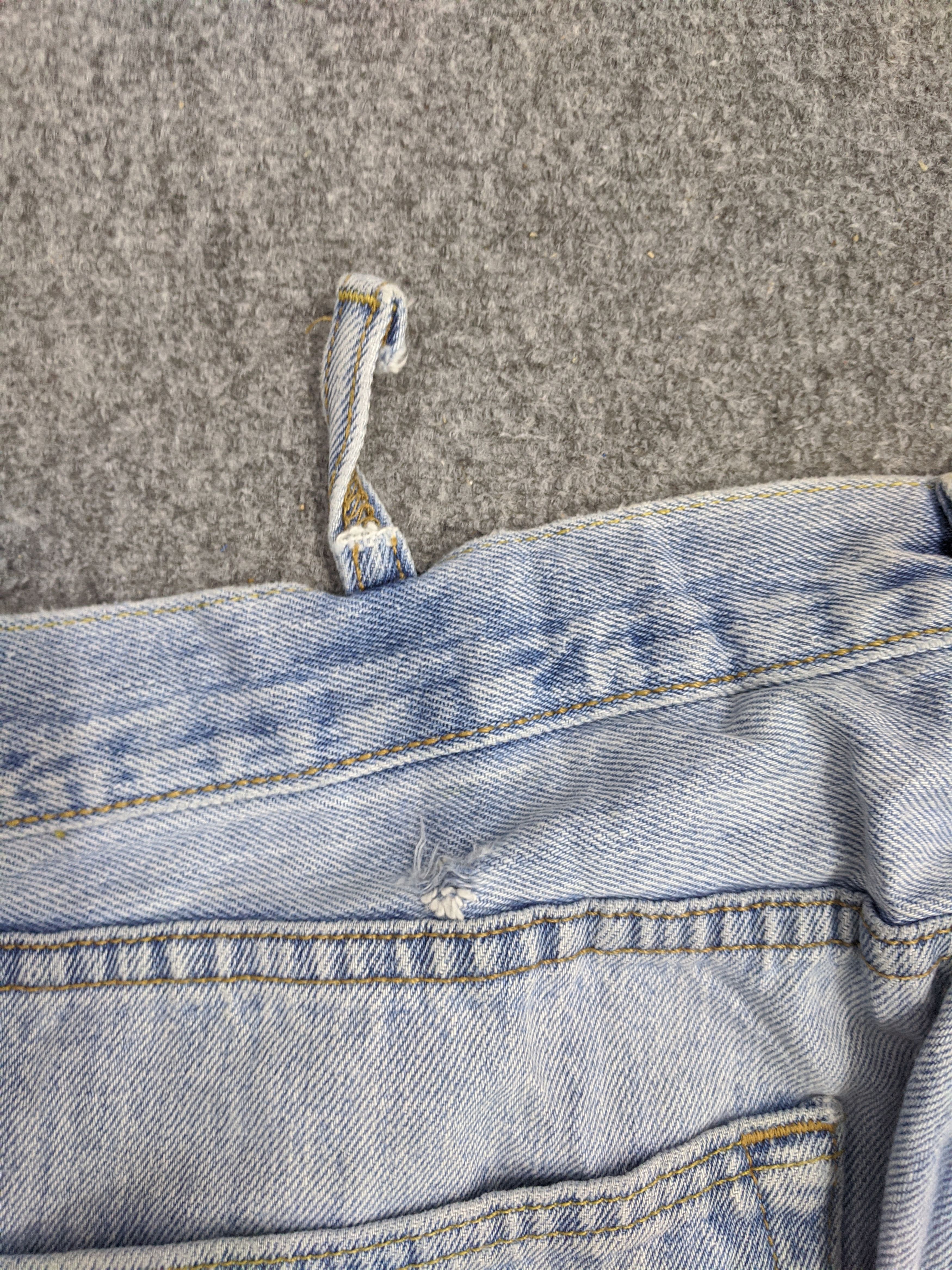 Levi's Vintage 90s Levis 501 Jeans DP0688 Size US 39 - 14 Thumbnail