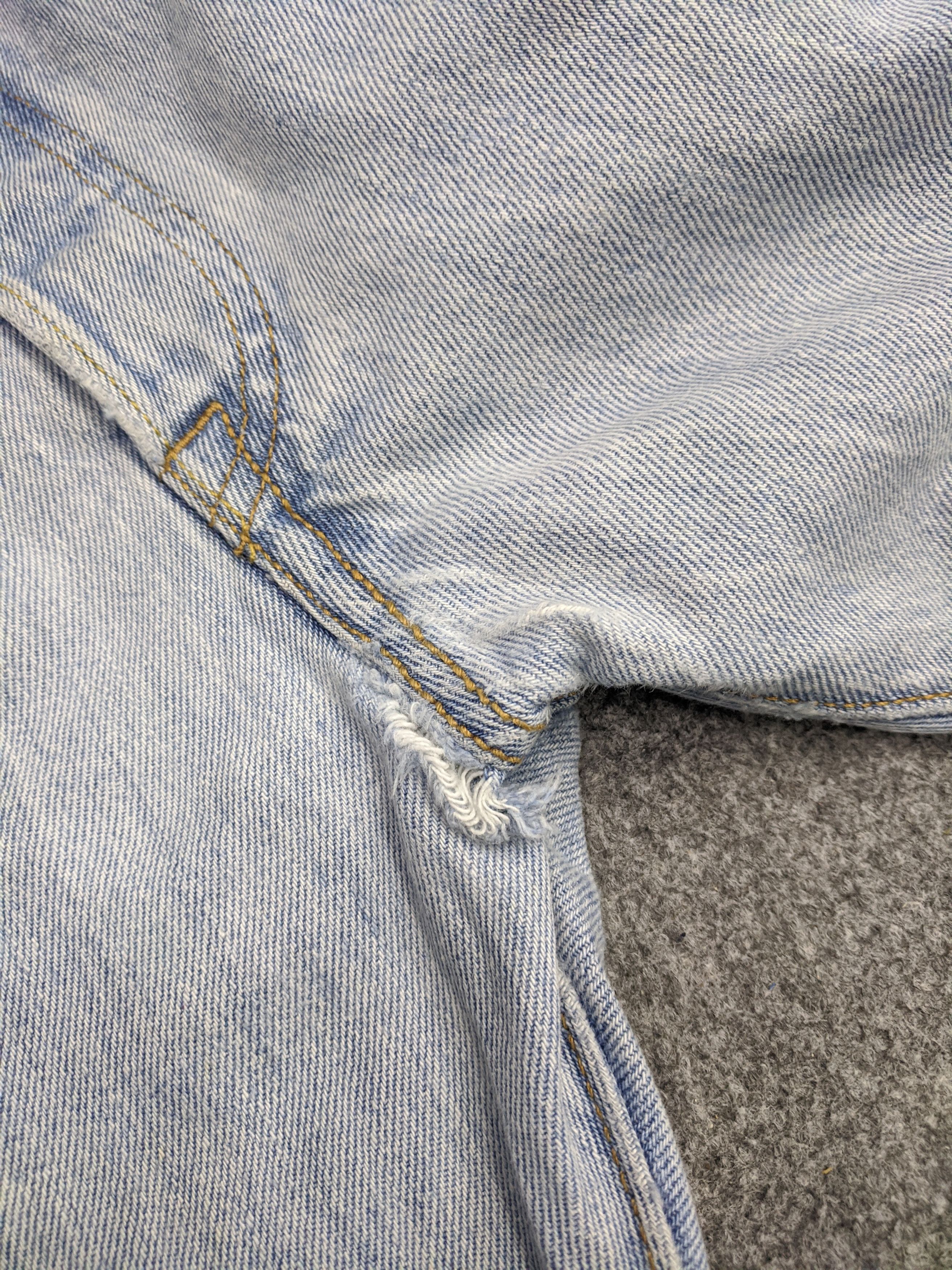Levi's Vintage 90s Levis 501 Jeans DP0688 Size US 39 - 9 Thumbnail