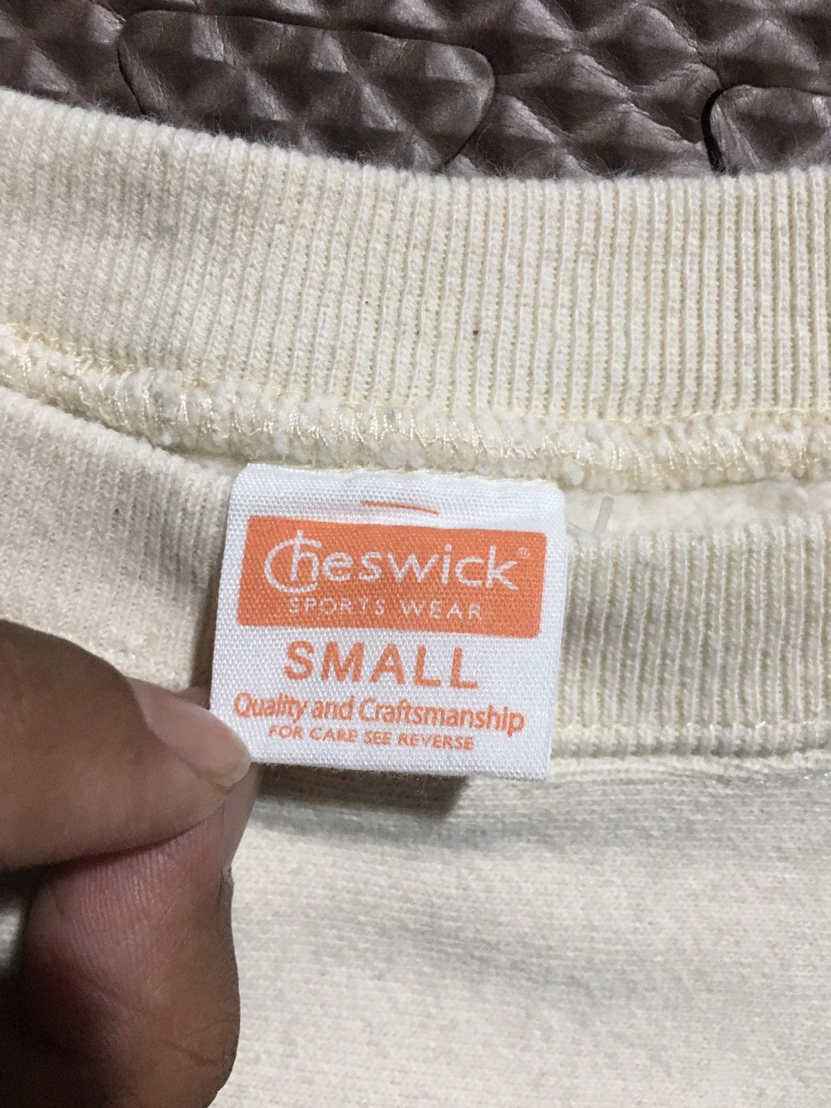 Toyo Enterprises embroidary sweatshirt Size US S / EU 44-46 / 1 - 5 Thumbnail