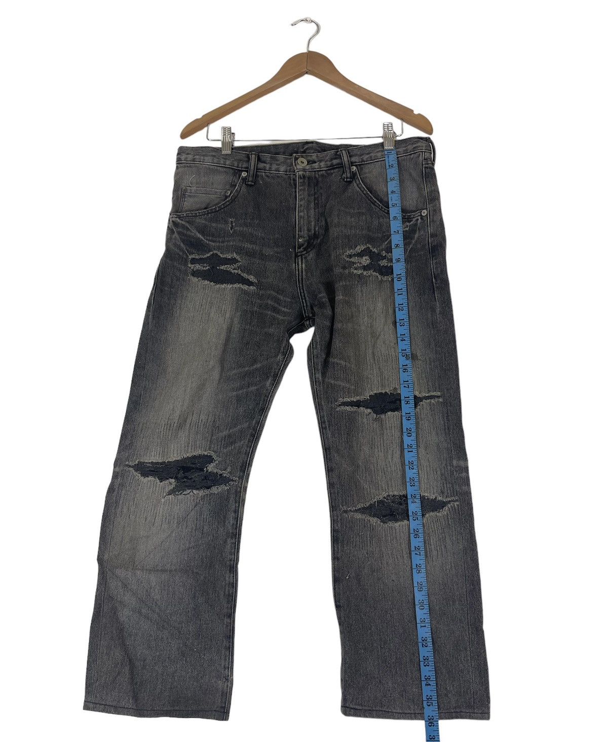 Japanese Brand ✈️🔥VICTIM DISTRESSED DENIM JEANS🔥✈️ Size US 35 - 4 Thumbnail