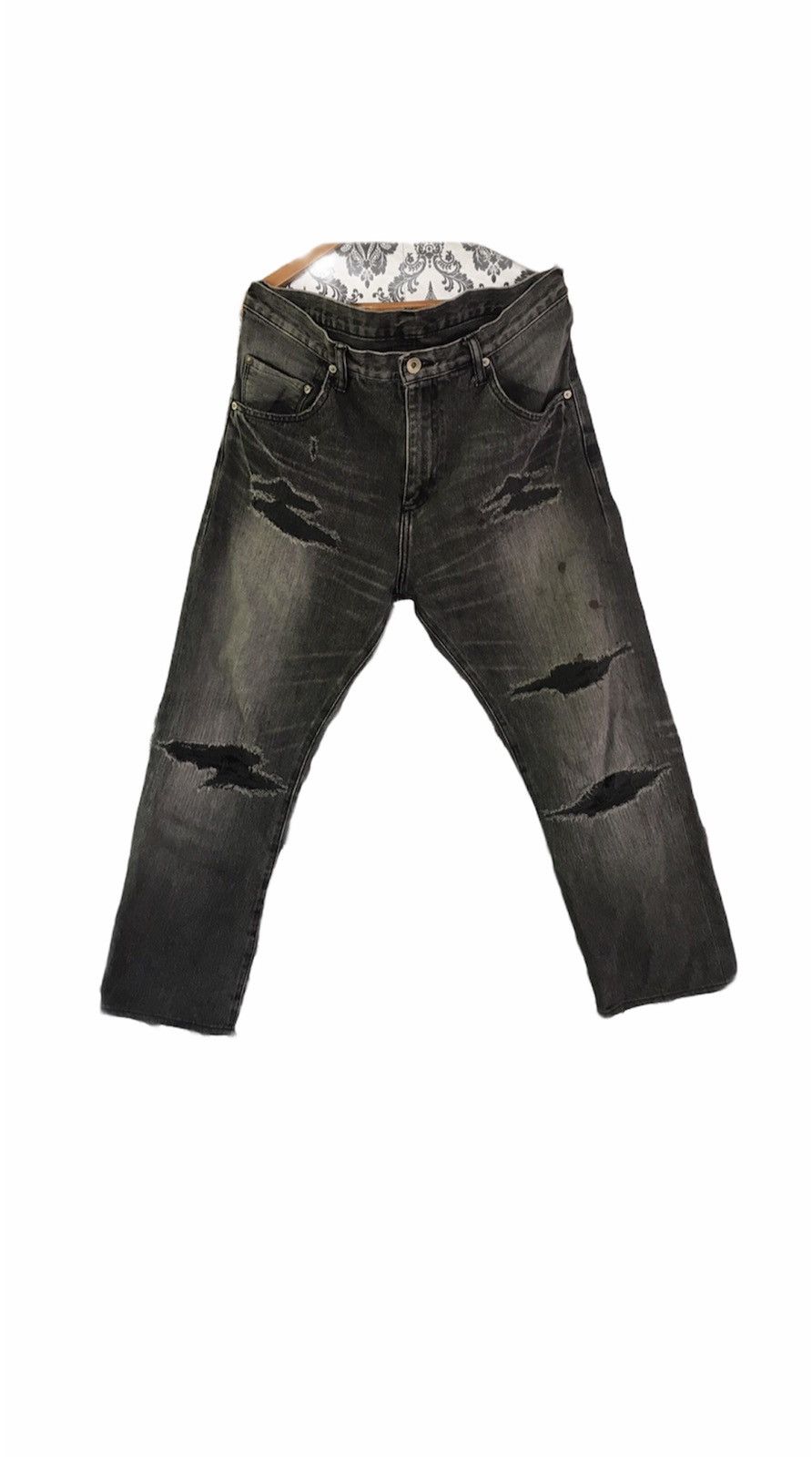 Japanese Brand ✈️🔥VICTIM DISTRESSED DENIM JEANS🔥✈️ Size US 35 - 5 Thumbnail